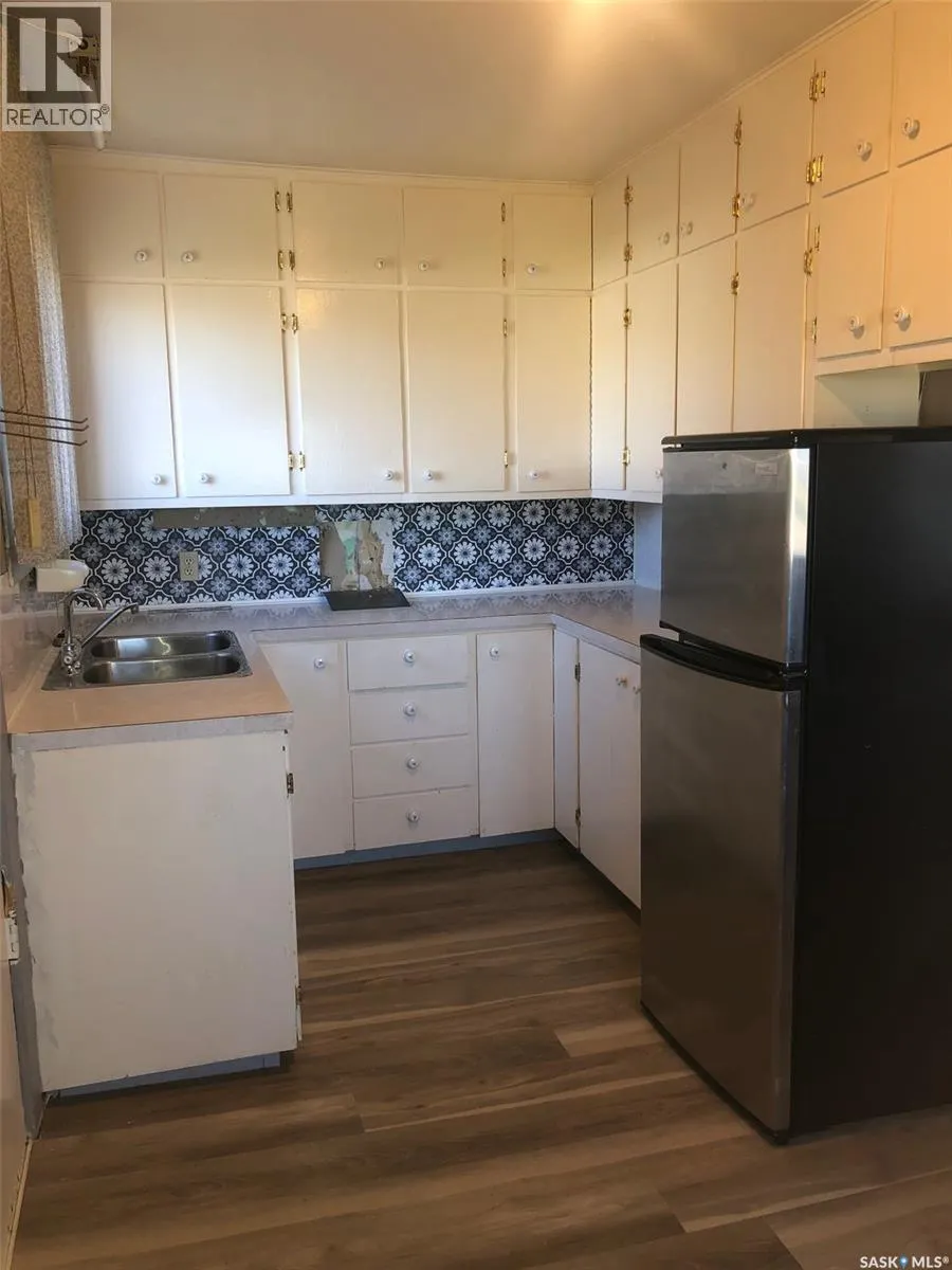 26 2nd AVENUE NE