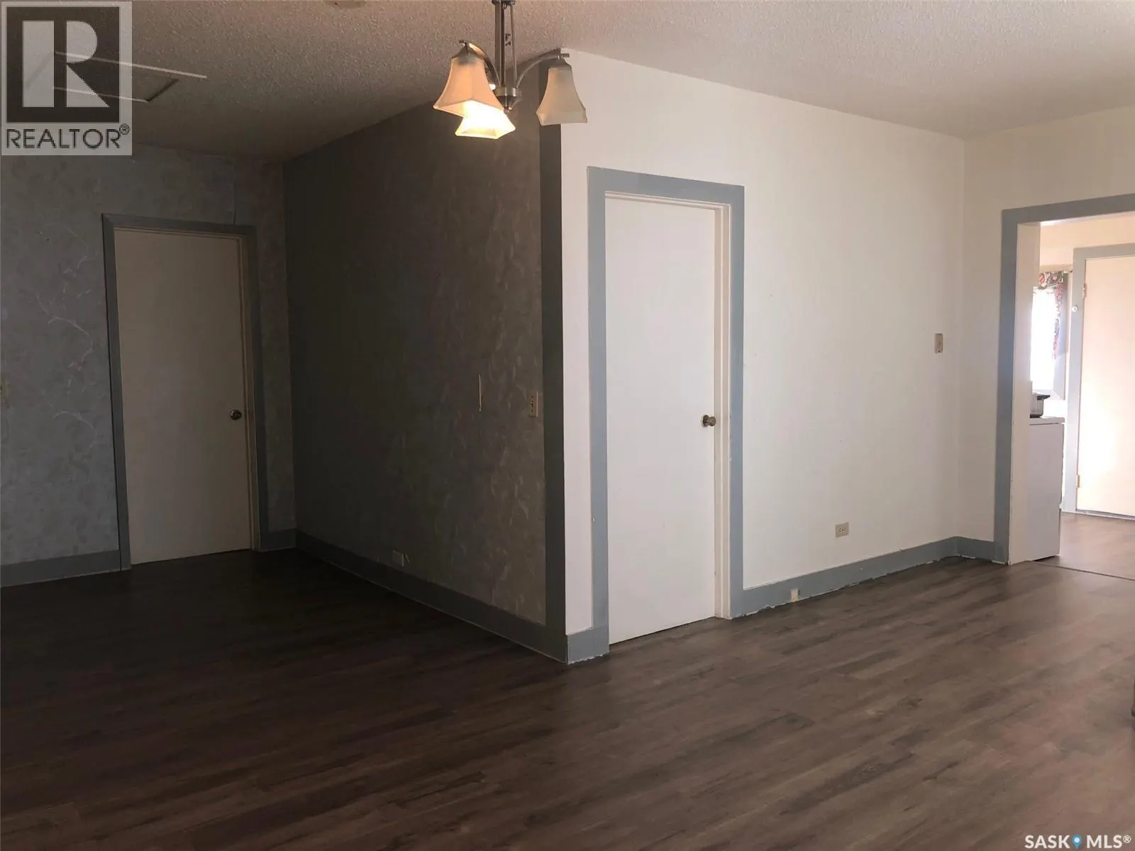 26 2nd AVENUE NE