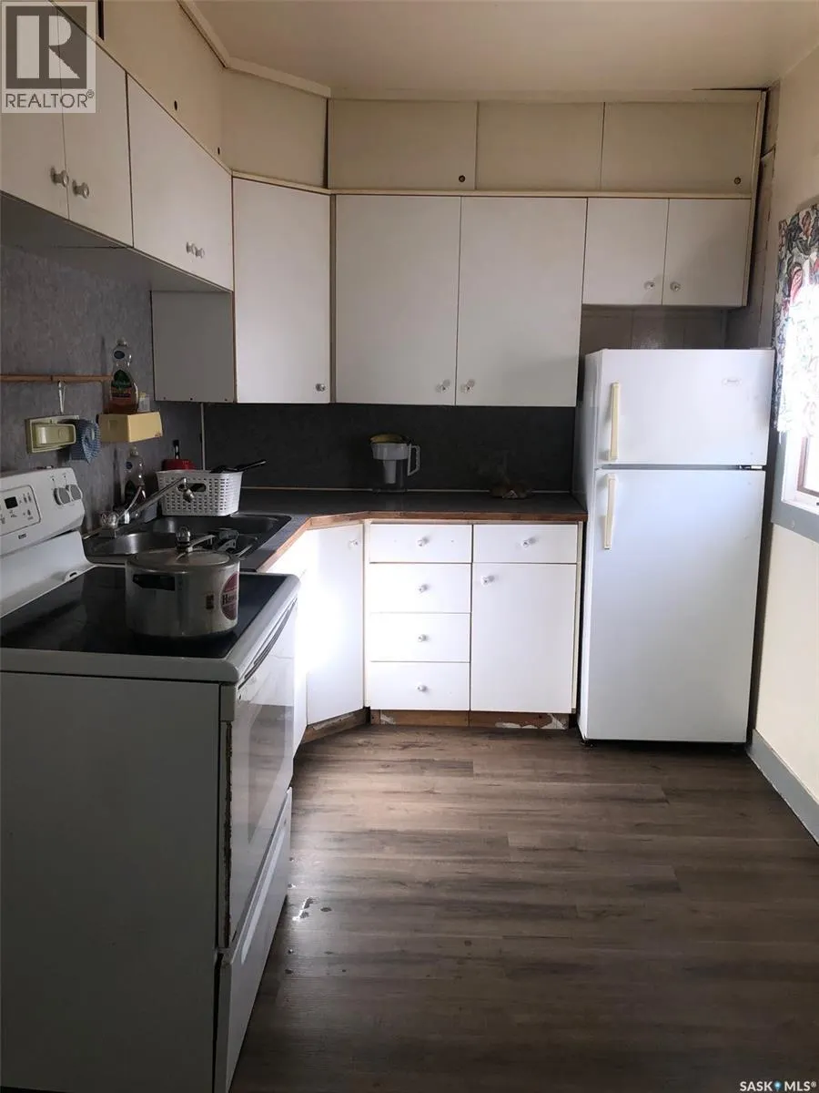 26 2nd AVENUE NE