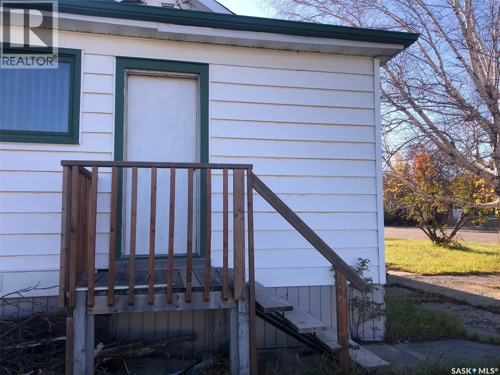 26 2nd AVENUE NE