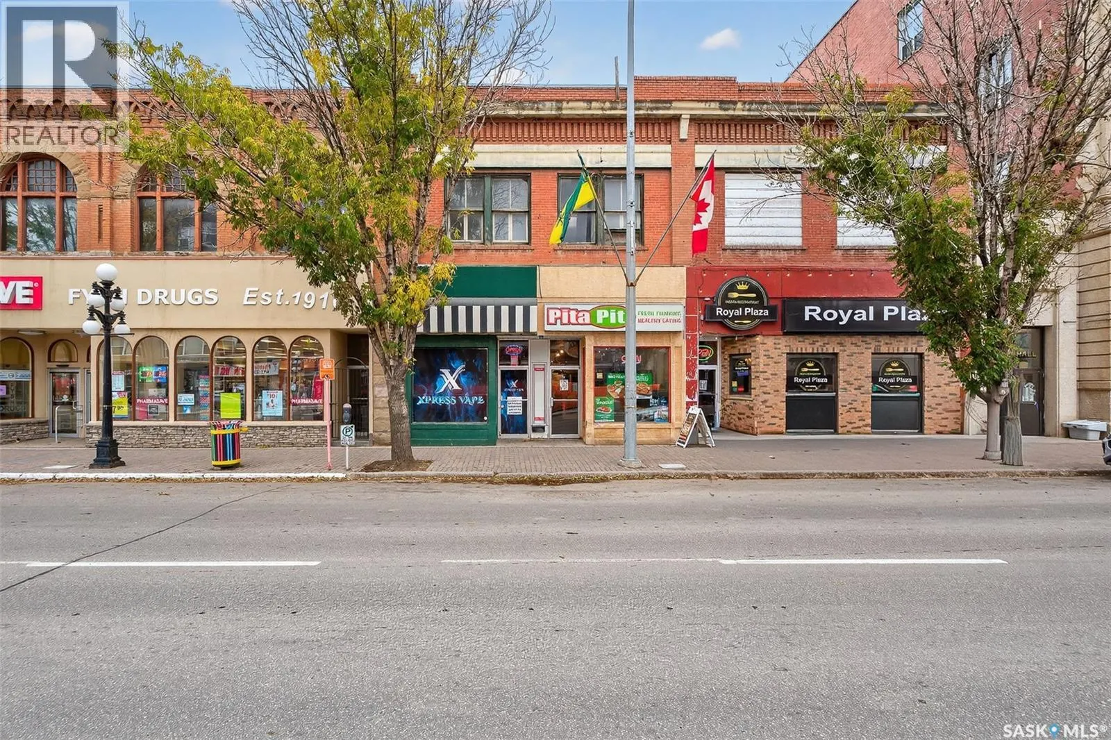 220-222 Main STREET N