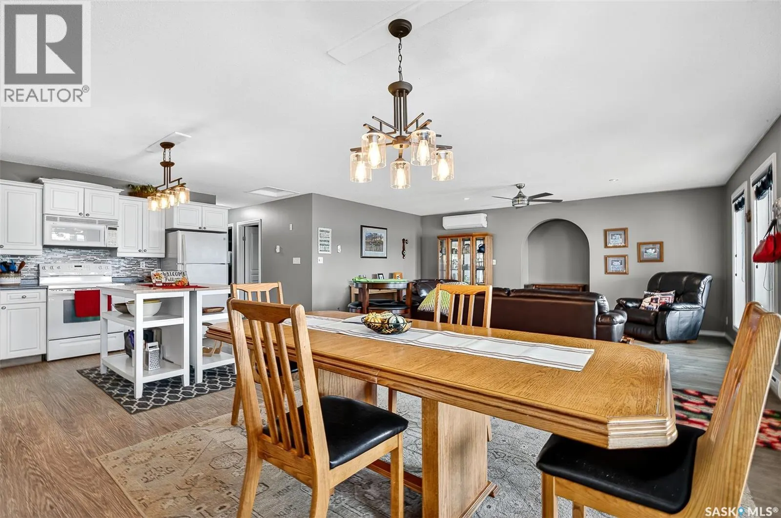 367 Daniel DRIVE