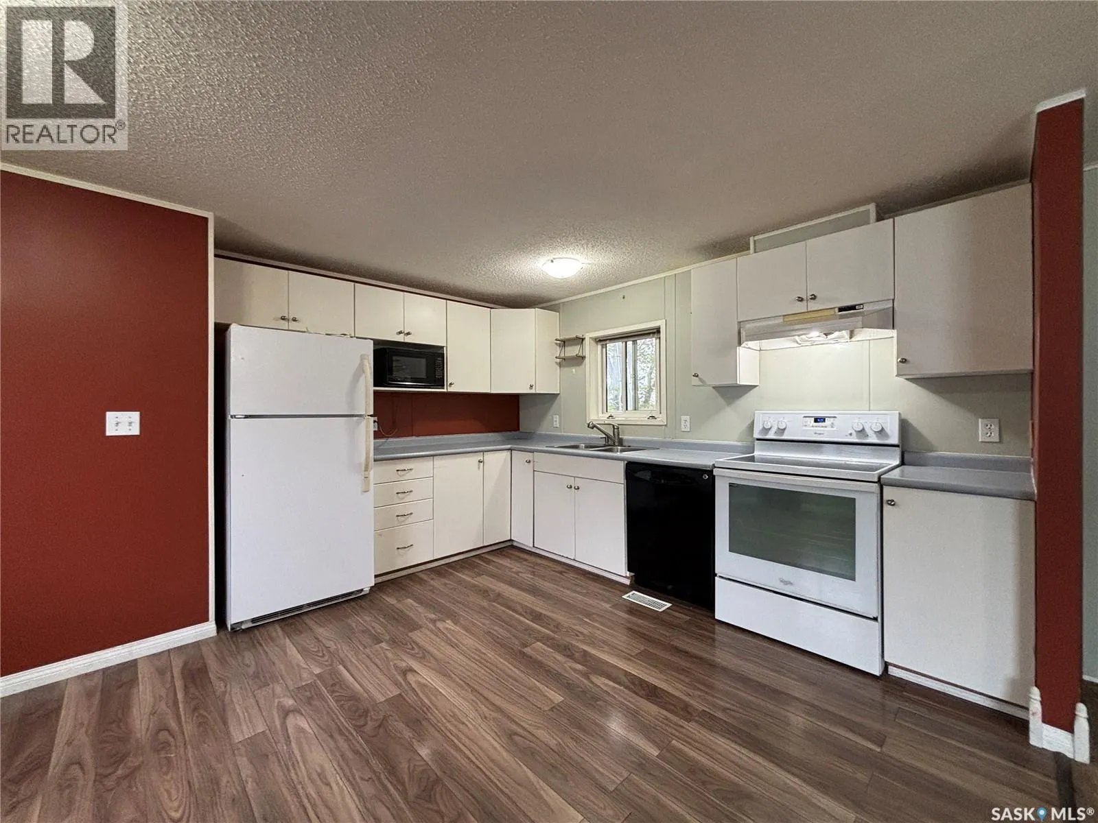 14 Cypress Mobile Home PARK