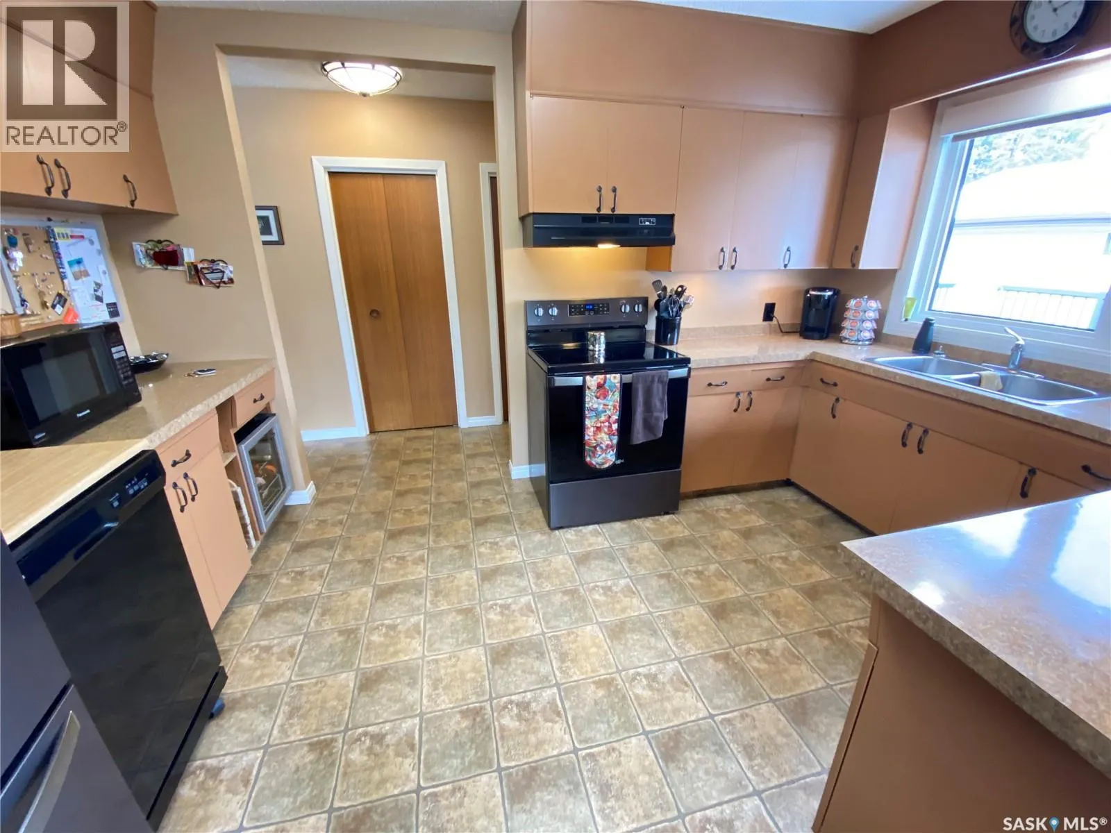96 Dalewood CRESCENT