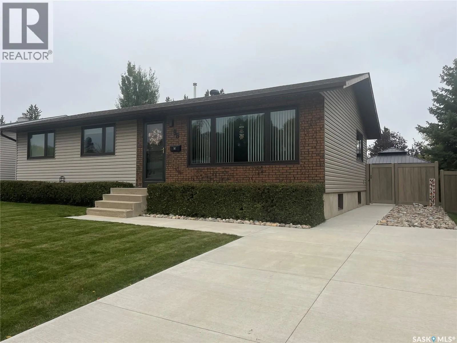 96 Dalewood CRESCENT