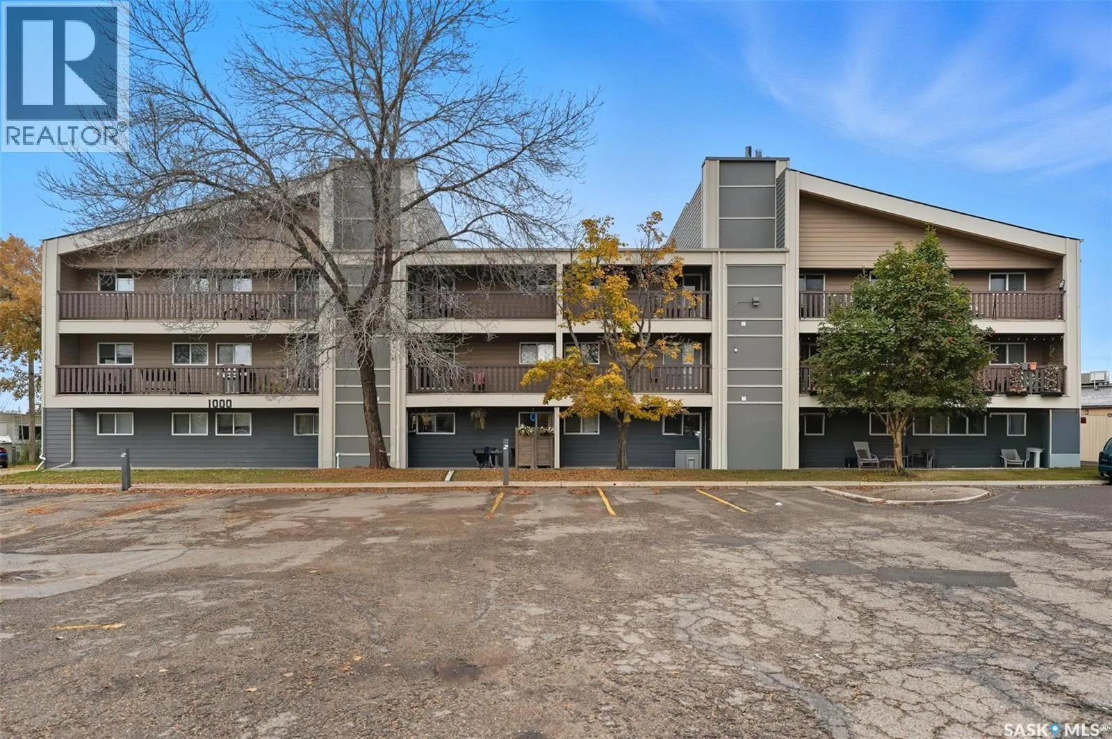 1034 425 115th STREET E