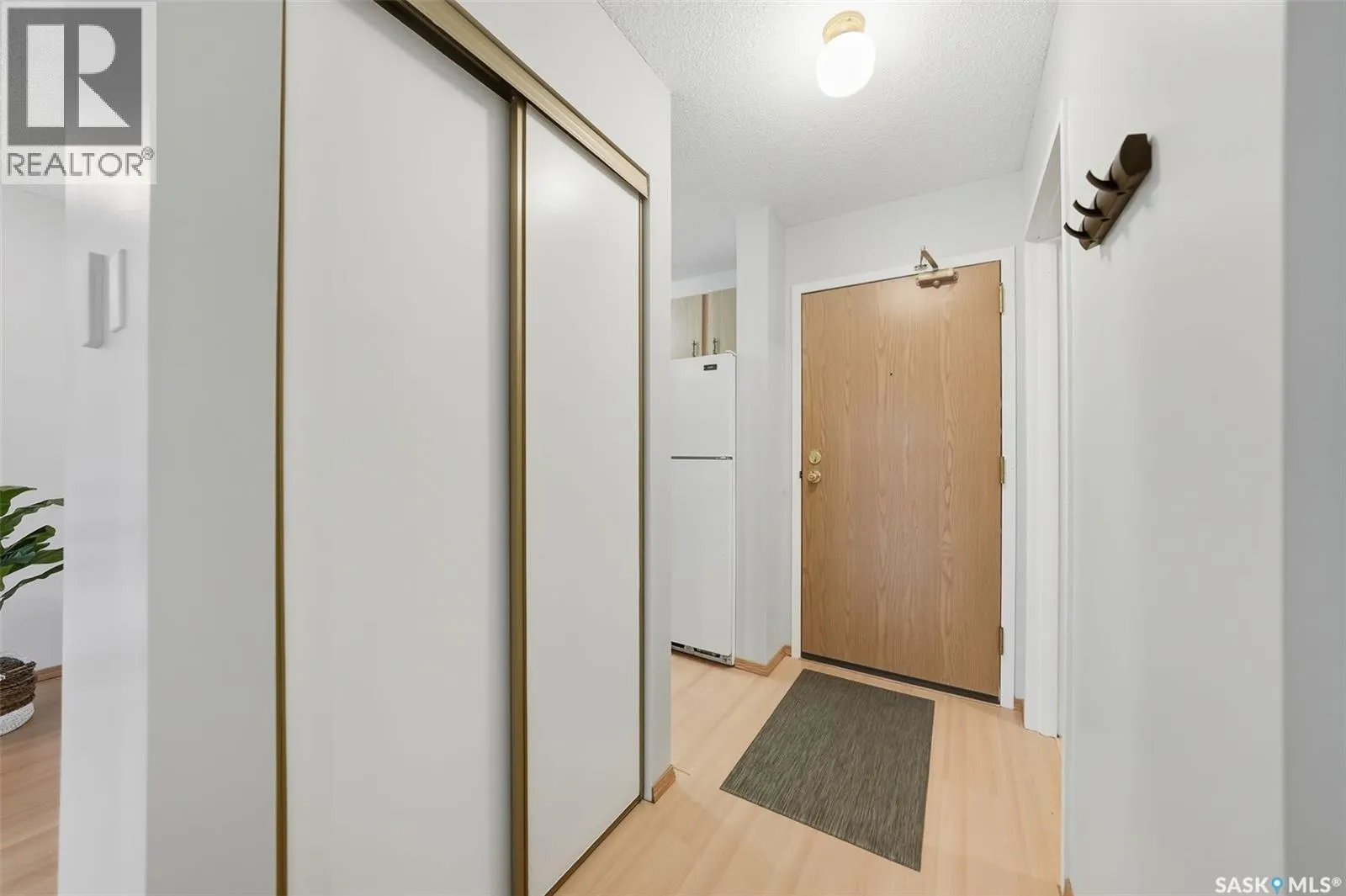 1034 425 115th STREET E