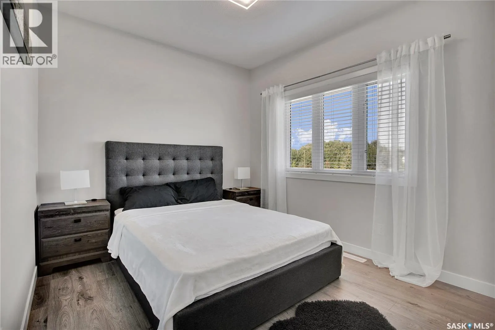 76 Grandview TRAIL