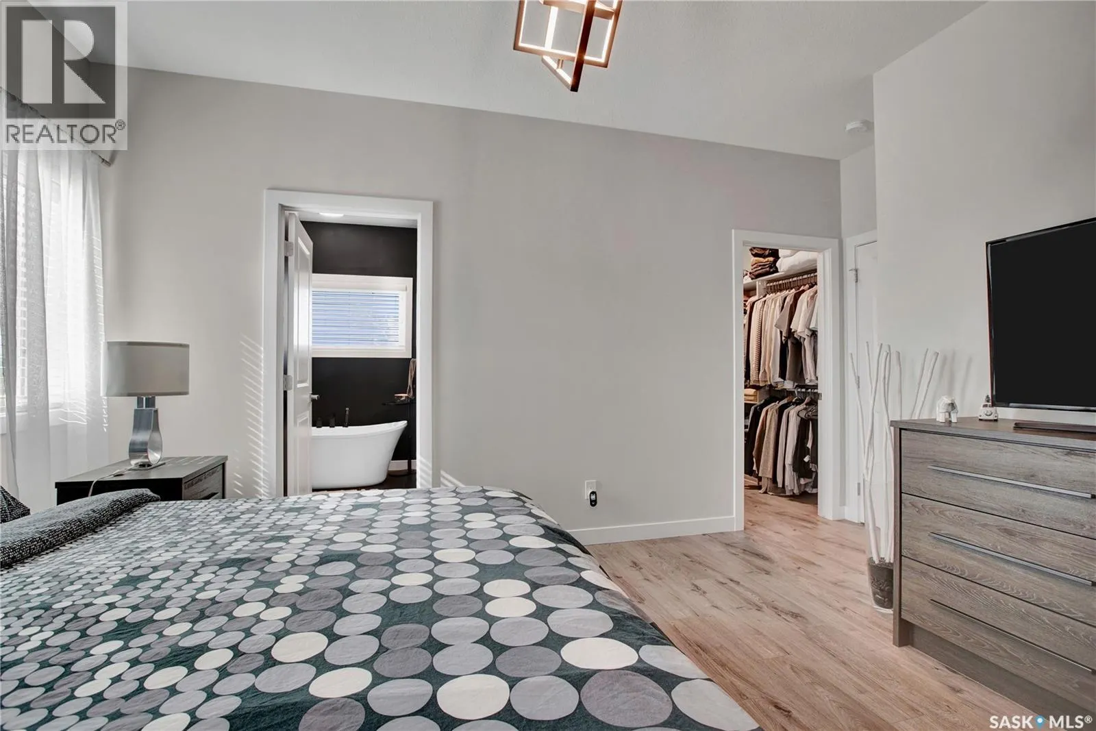 76 Grandview TRAIL