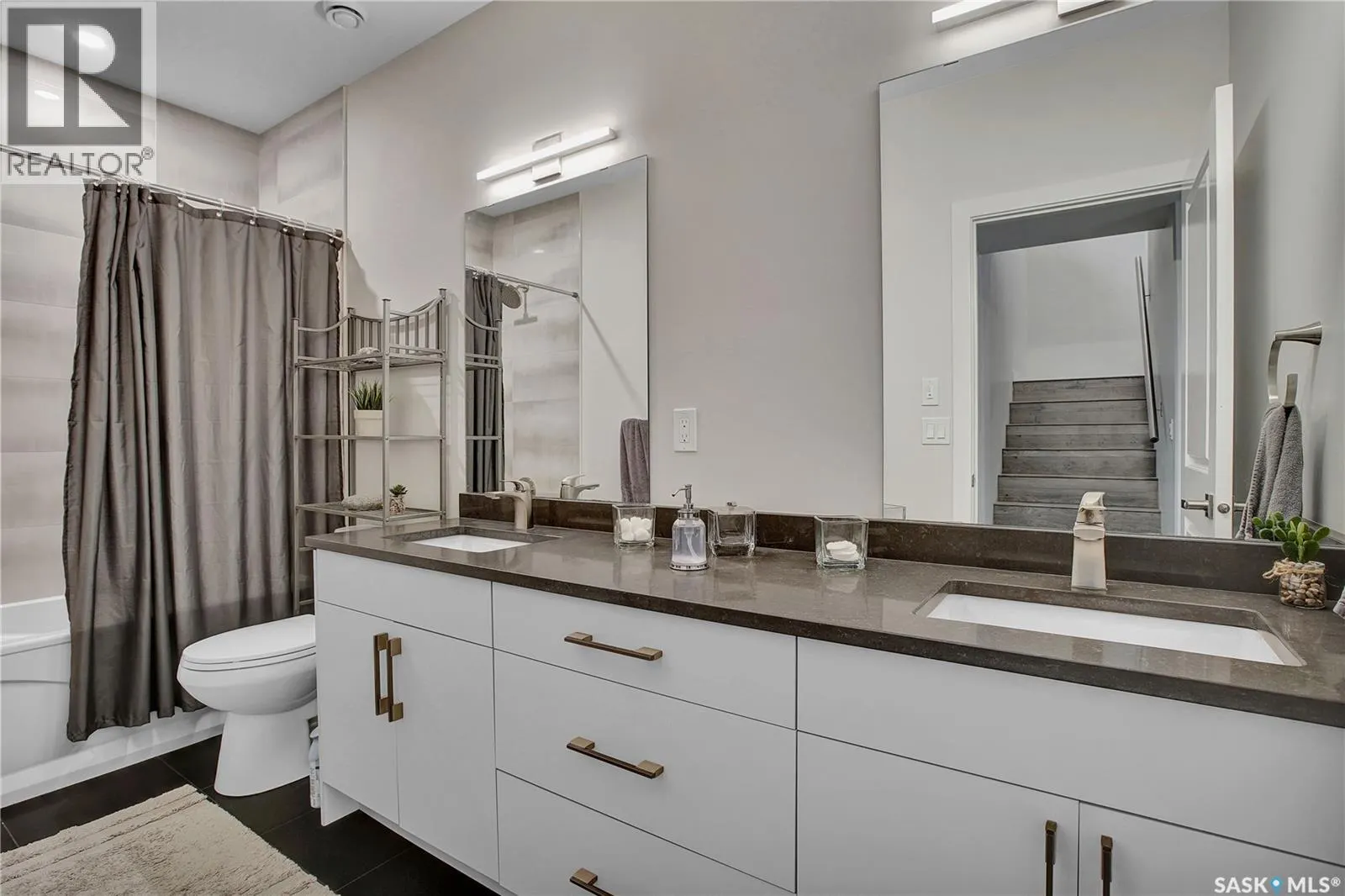 76 Grandview TRAIL