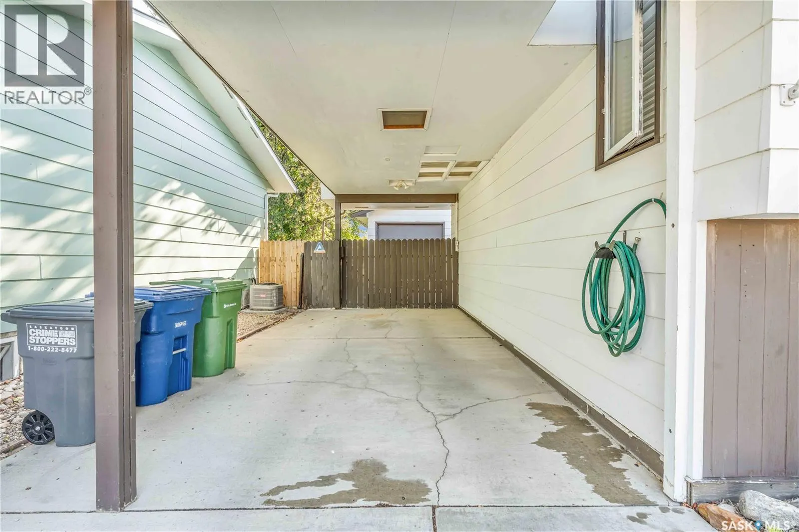 623 Priel CRESCENT
