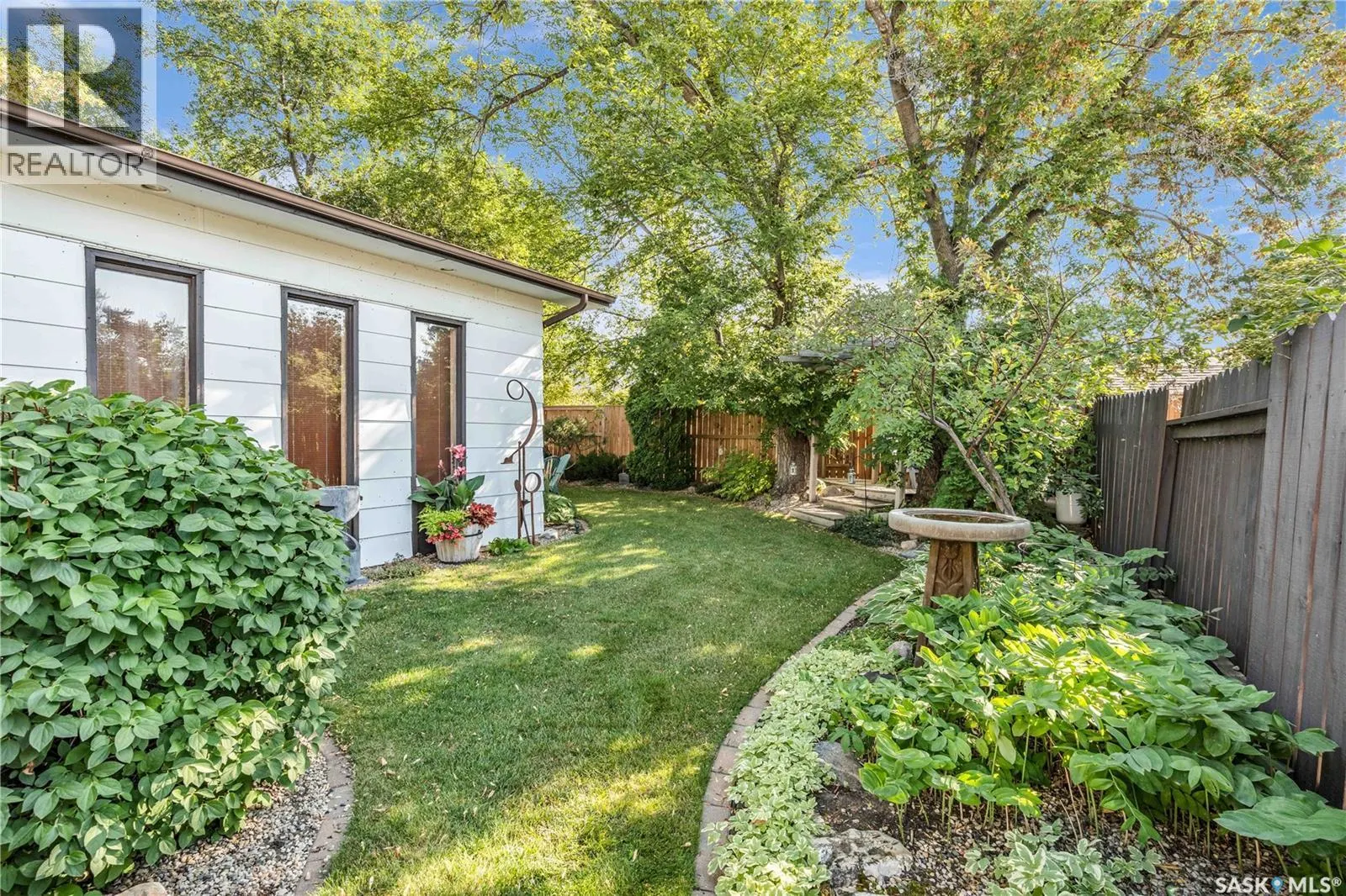 623 Priel CRESCENT