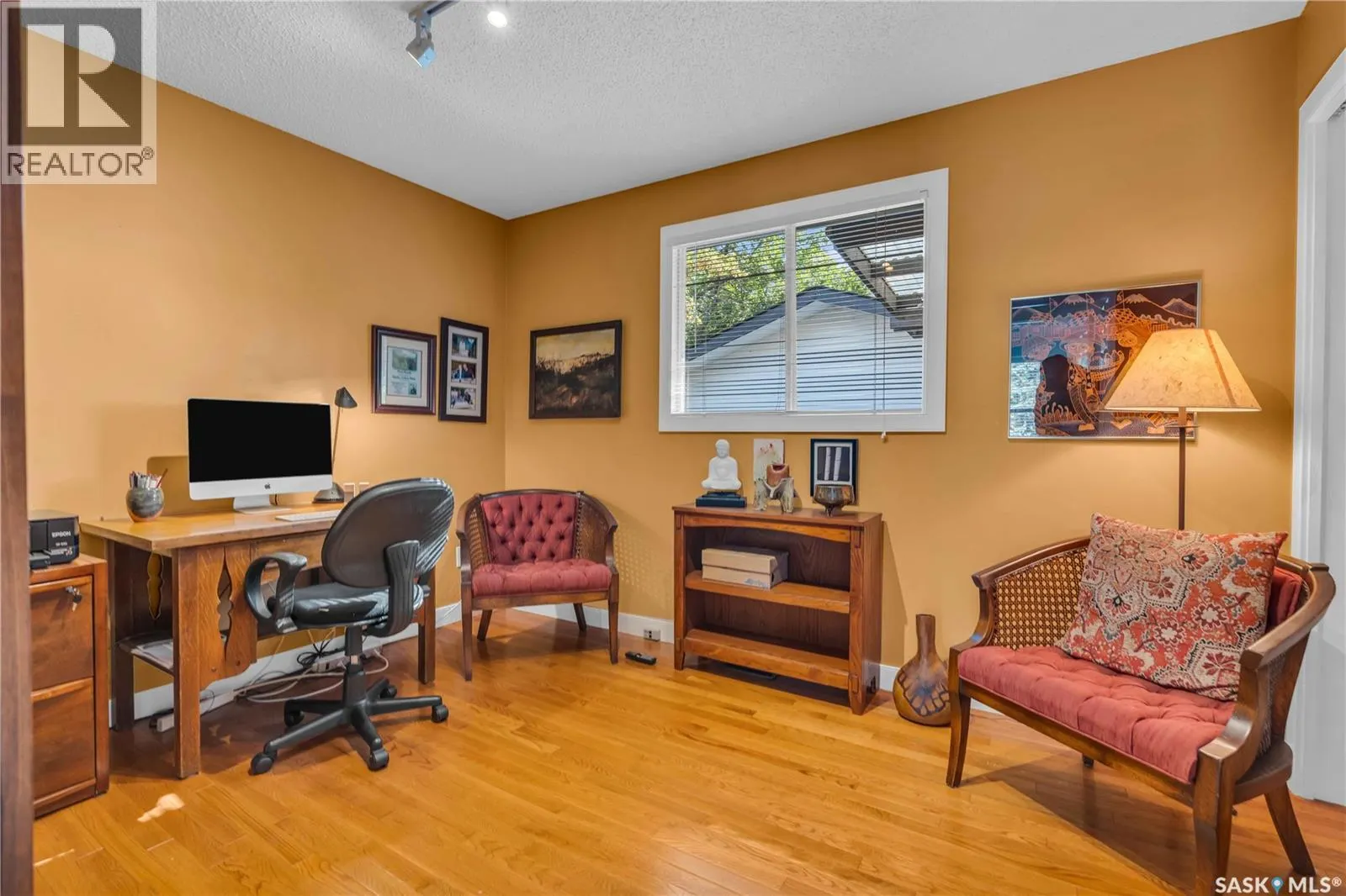 623 Priel CRESCENT