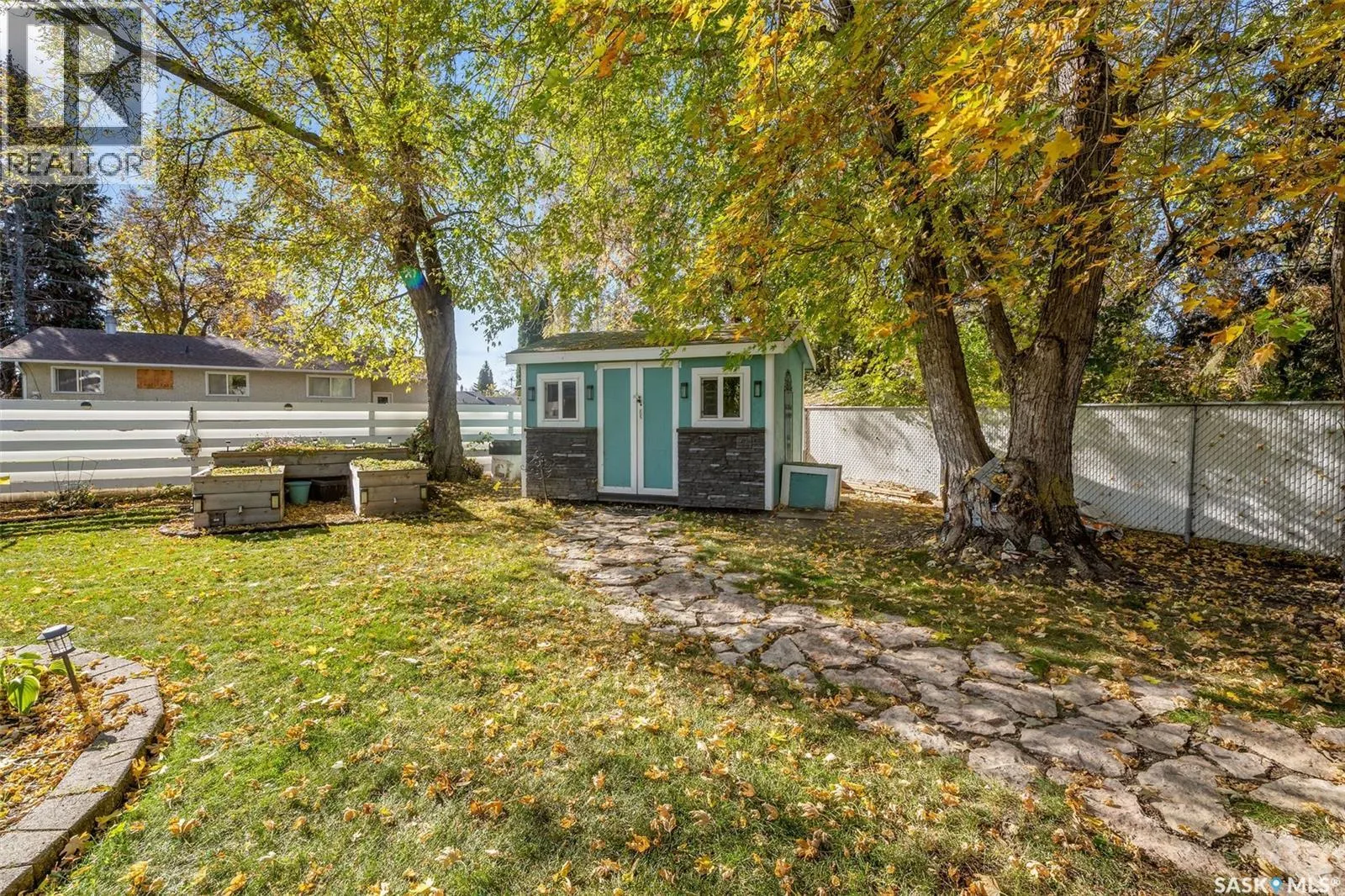 903 Branion DRIVE