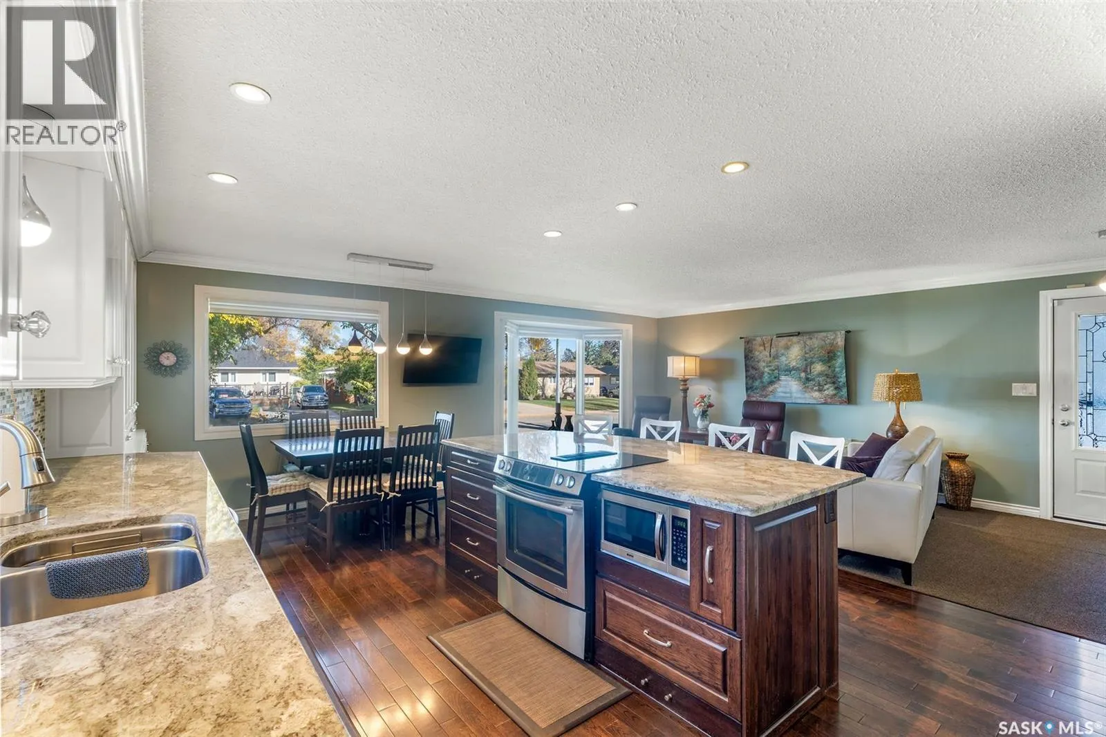 903 Branion DRIVE