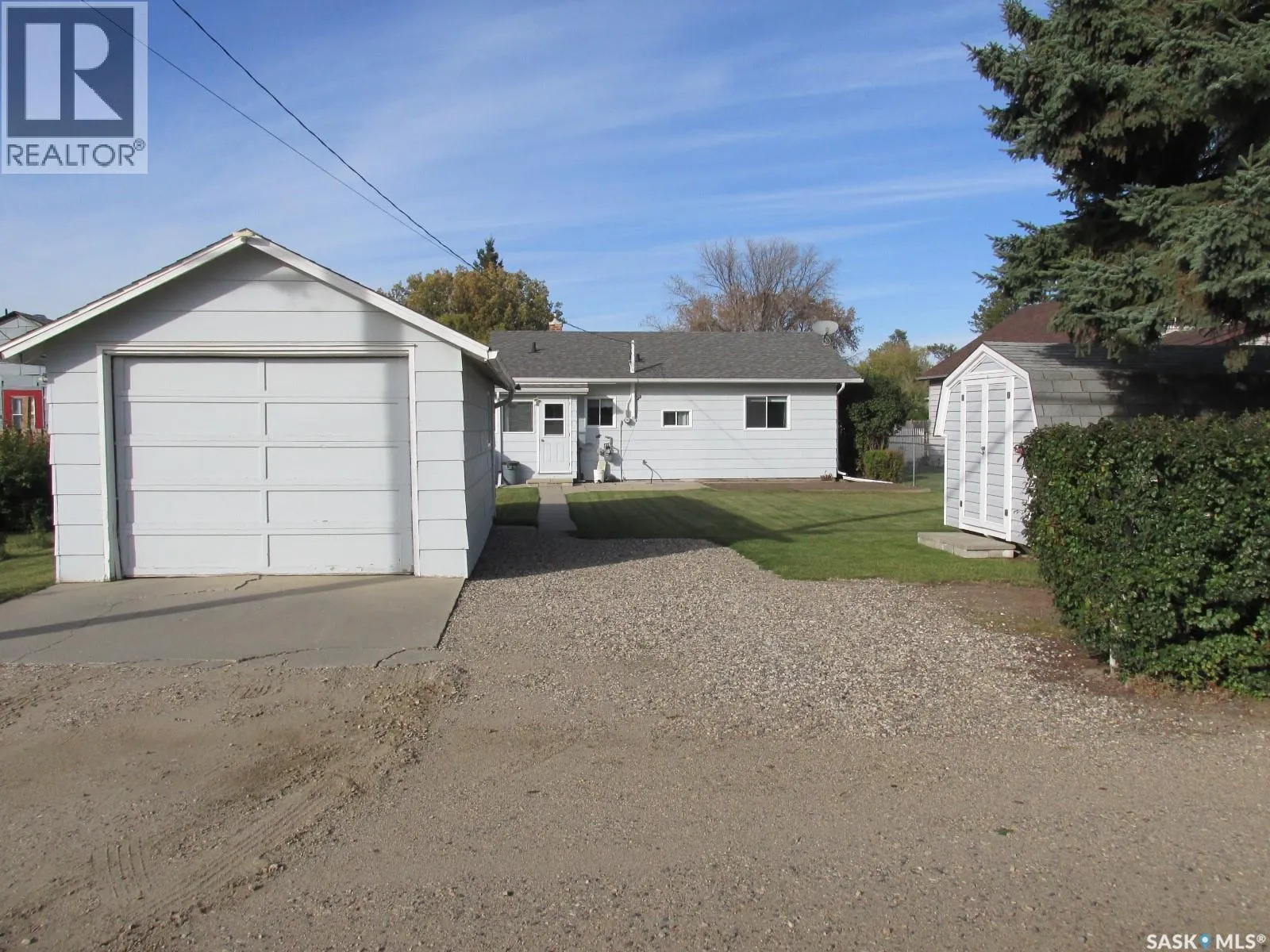 318 6th AVENUE W
