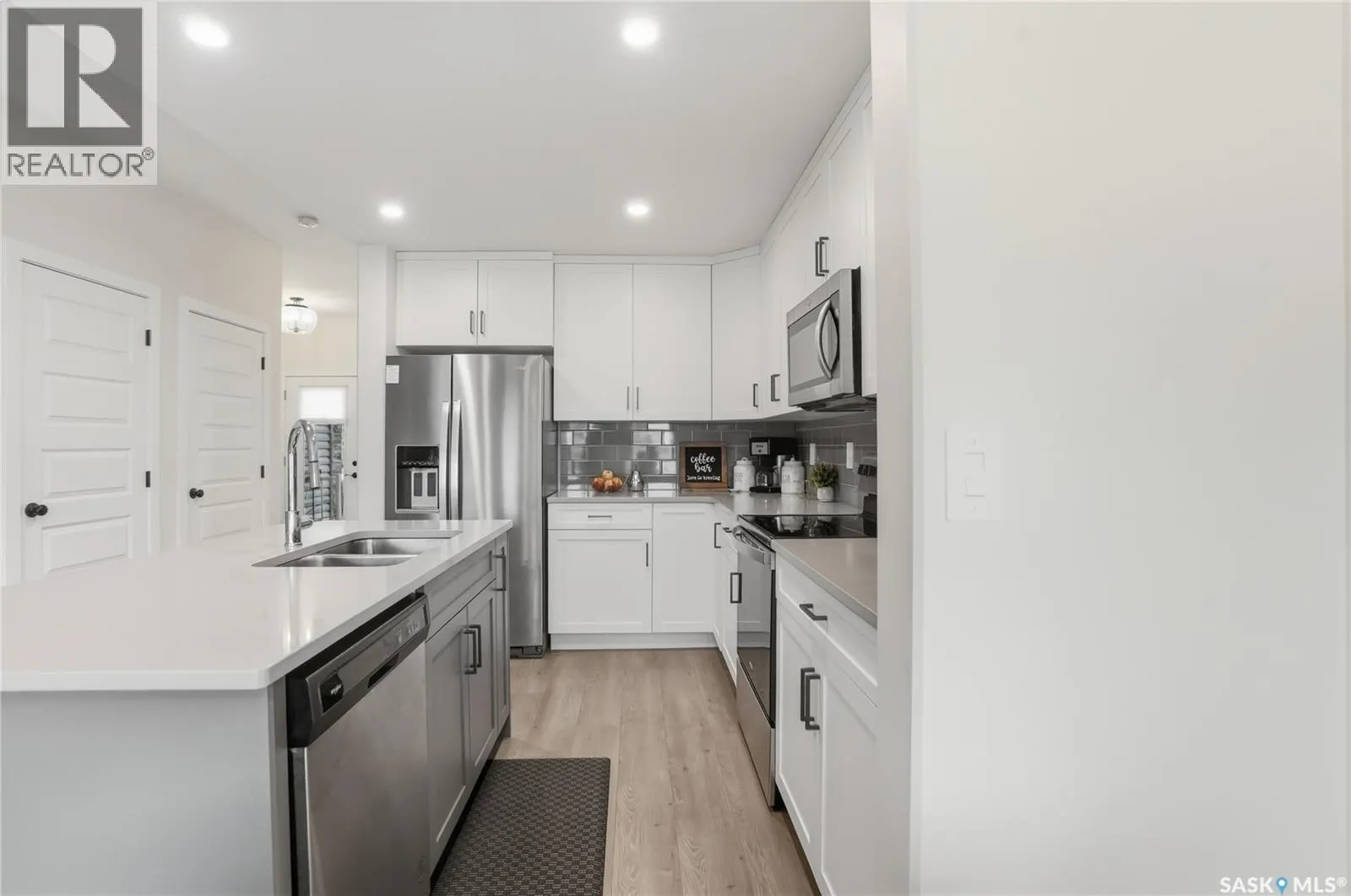 832 Brighton GATE