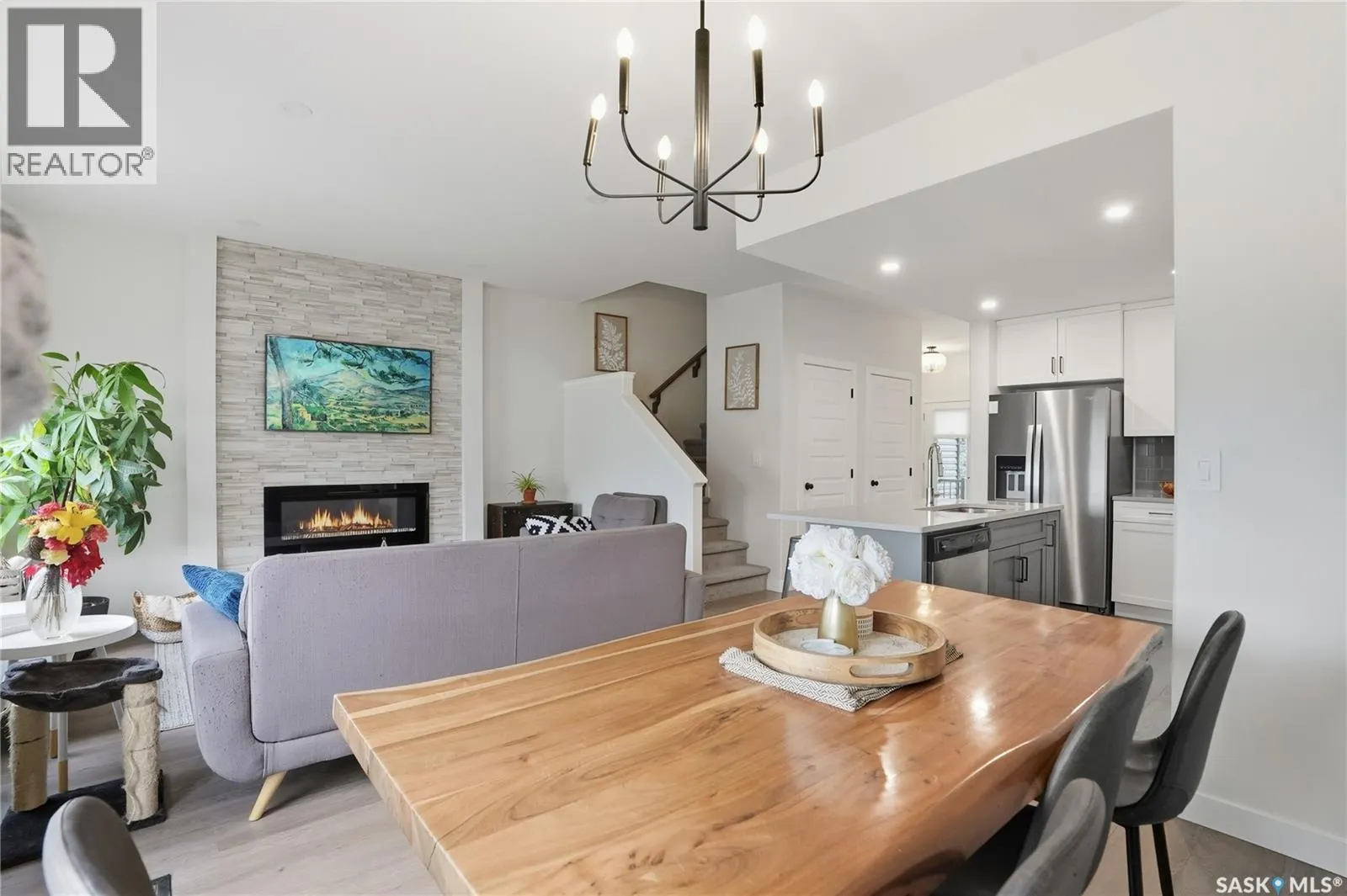 832 Brighton GATE