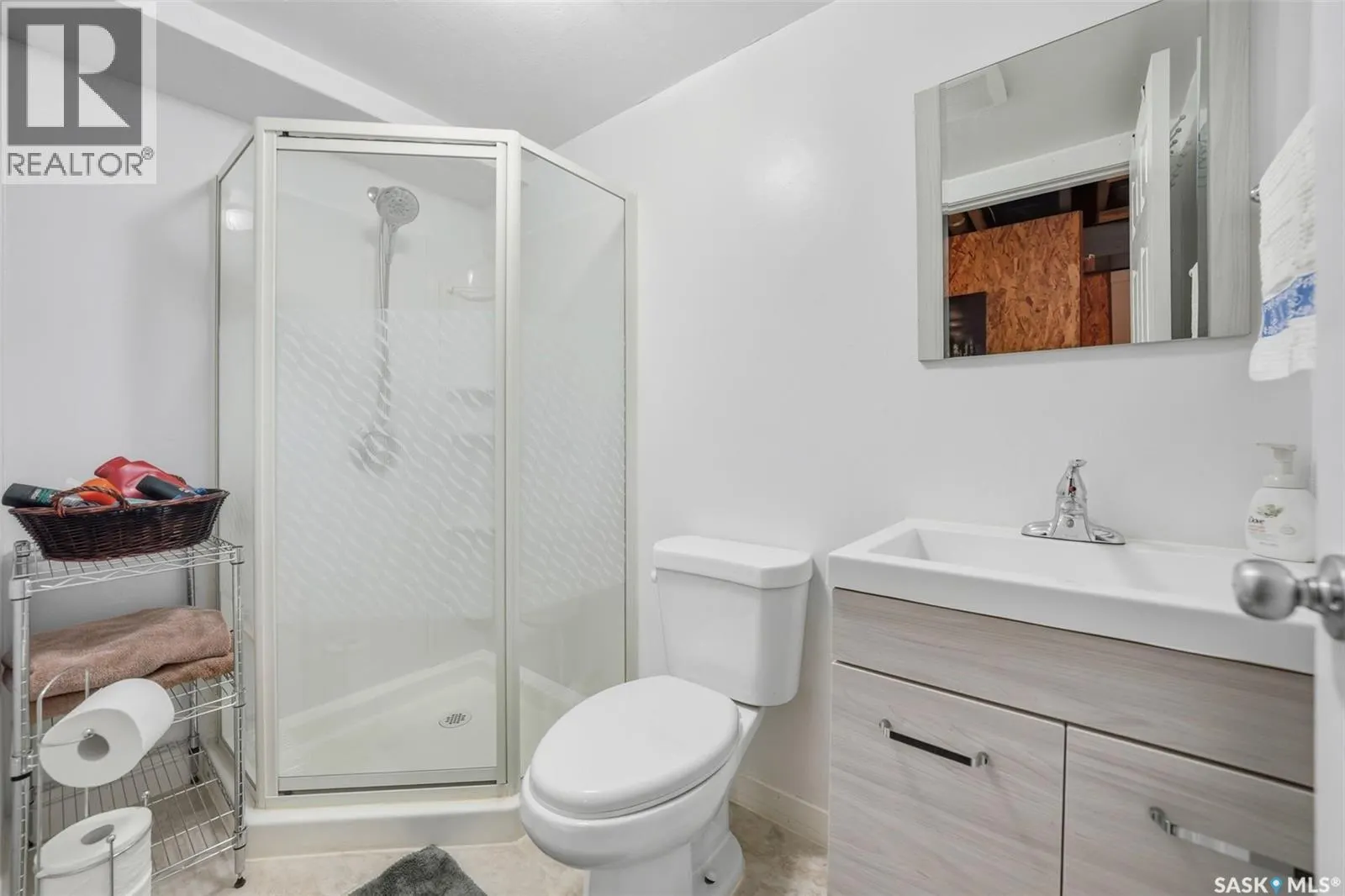107b Jackson AVENUE