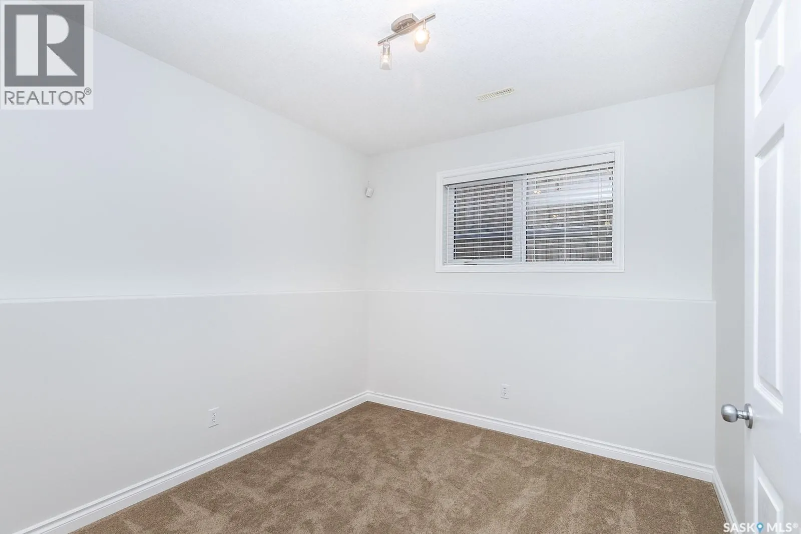 1427 Shepherd LANE
