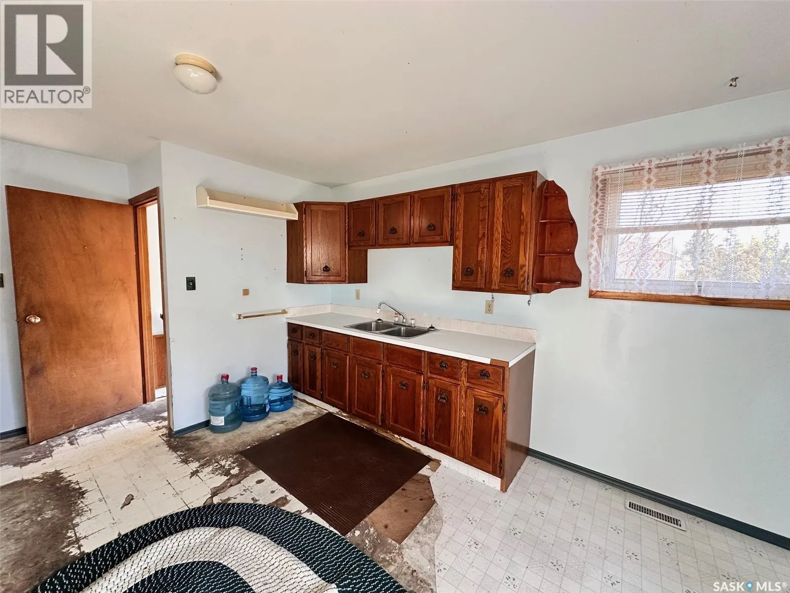 441 4th STREET