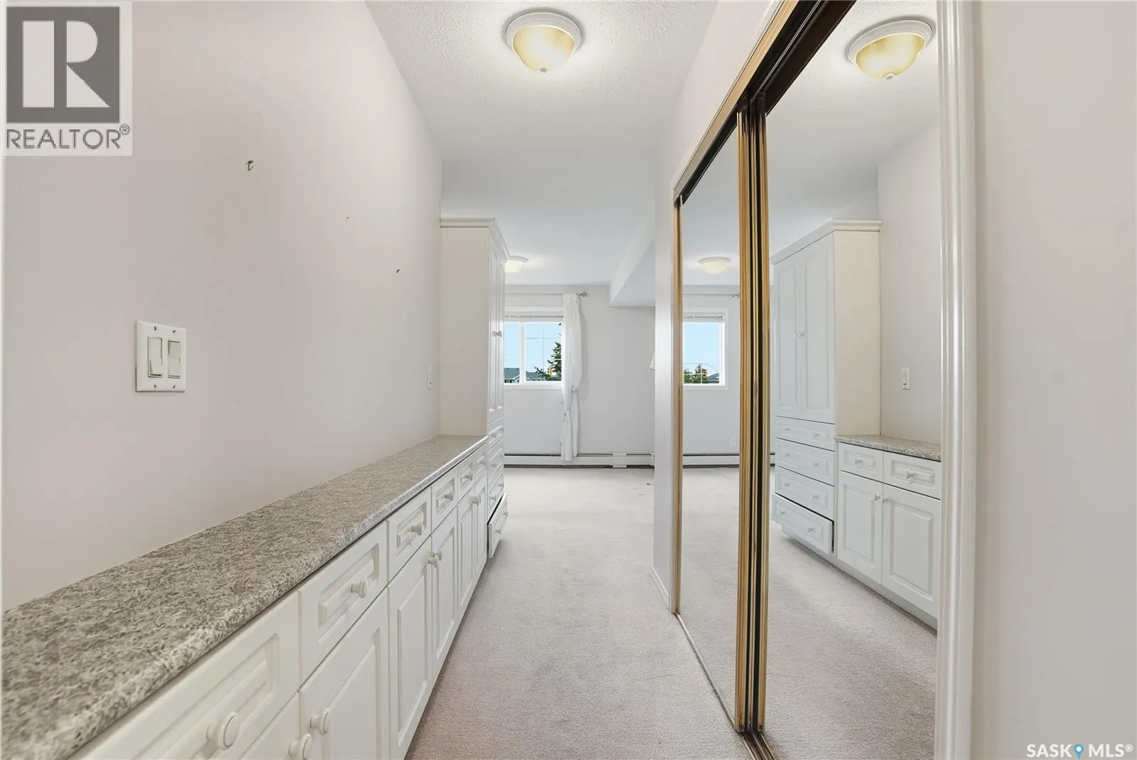 210 934 Heritage VIEW