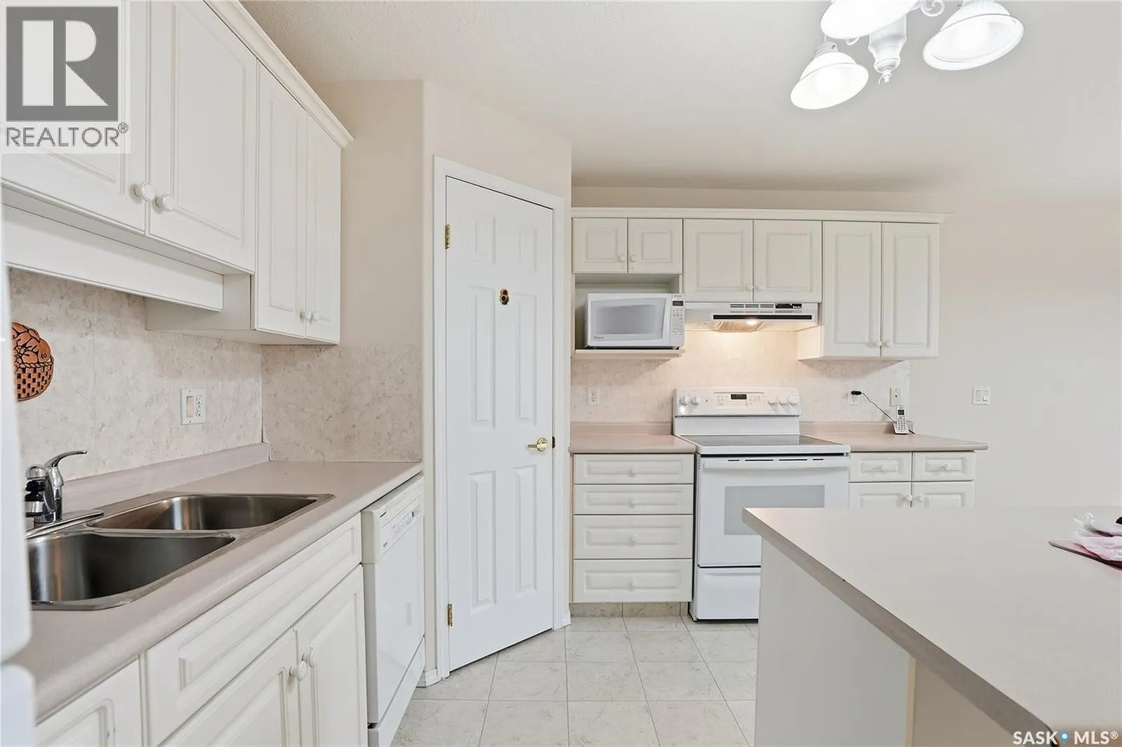 210 934 Heritage VIEW