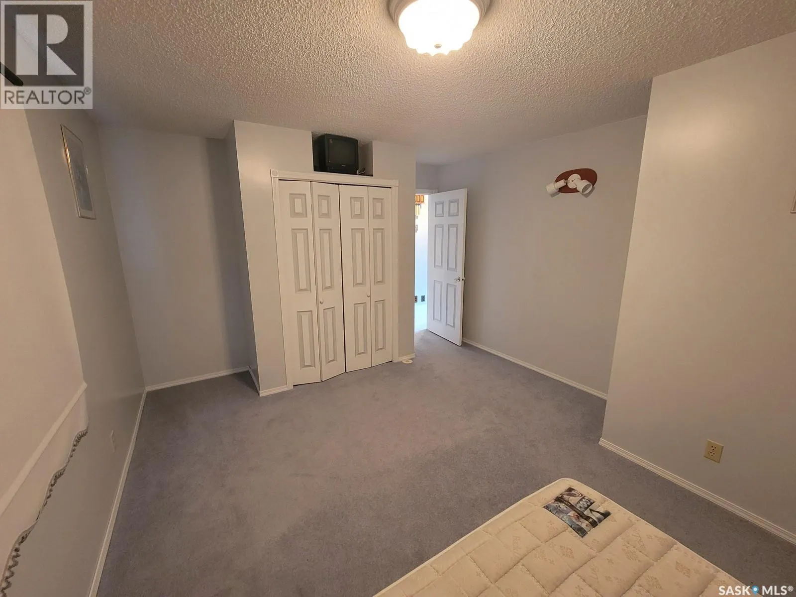 5 Christel CRESCENT