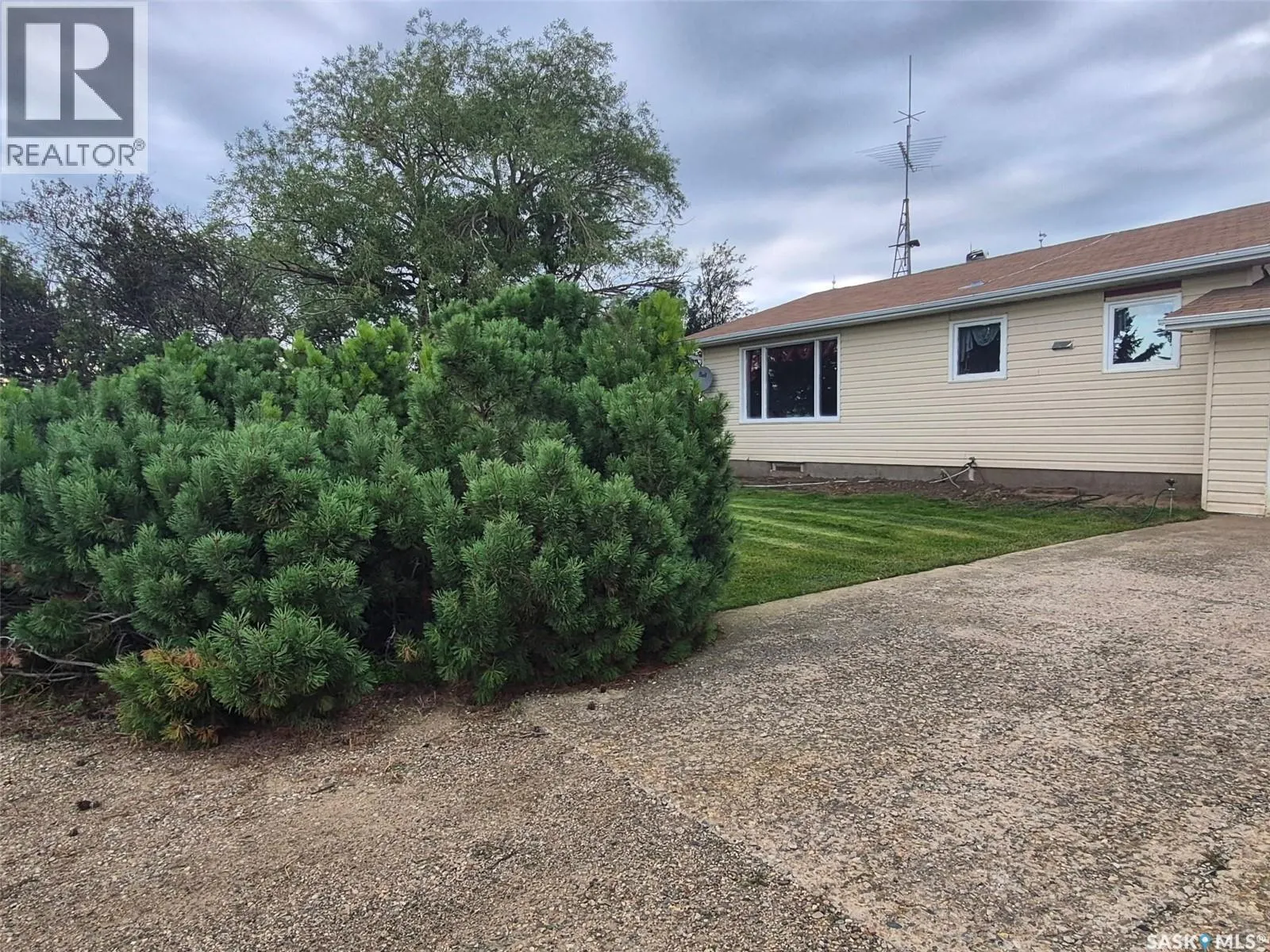 Gader Acreage