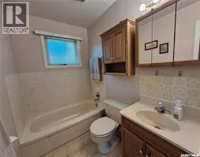 Gader Acreage