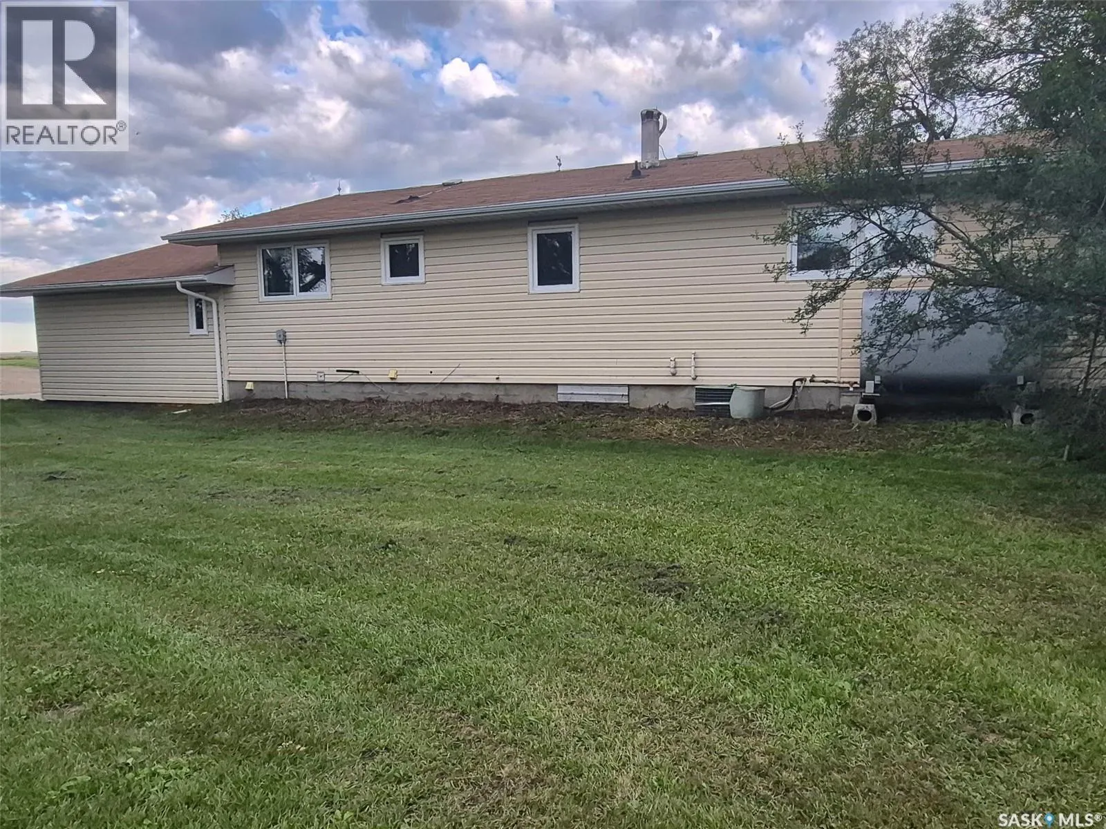 Gader Acreage