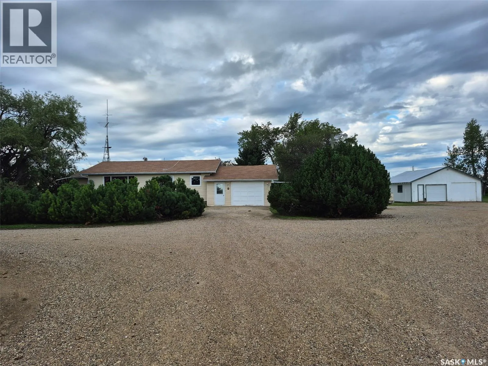 Gader Acreage