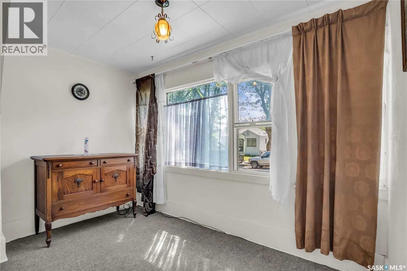 118 28th STREET W