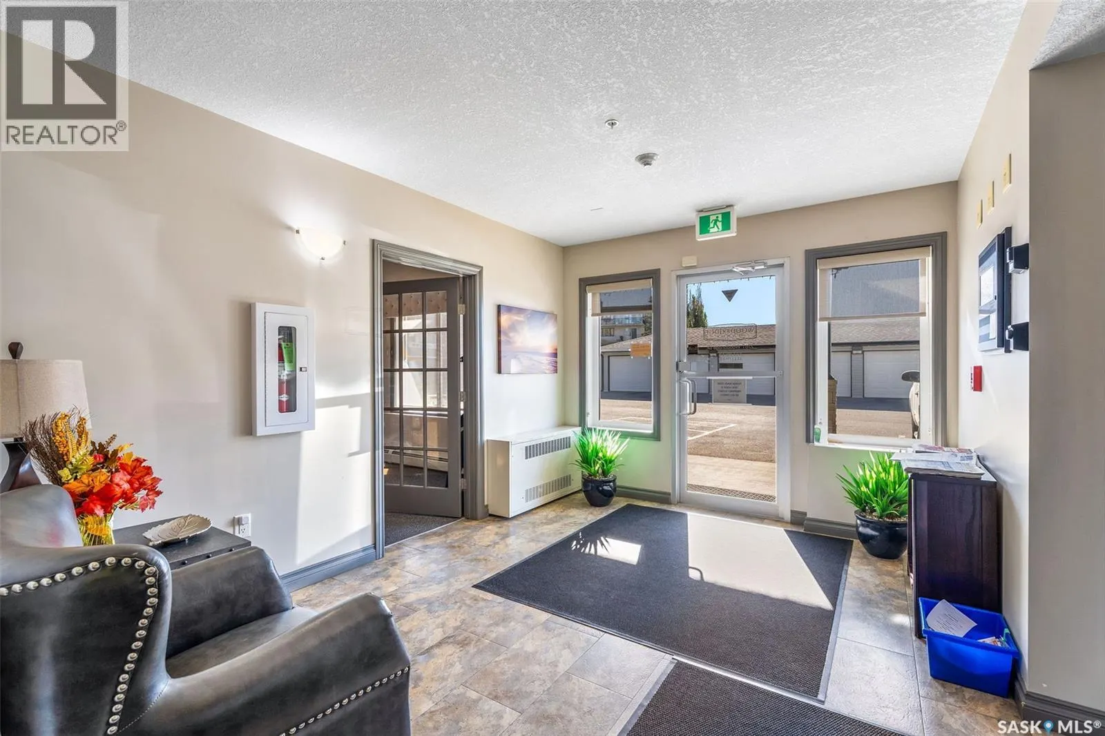 208 2761 Woodbridge DRIVE