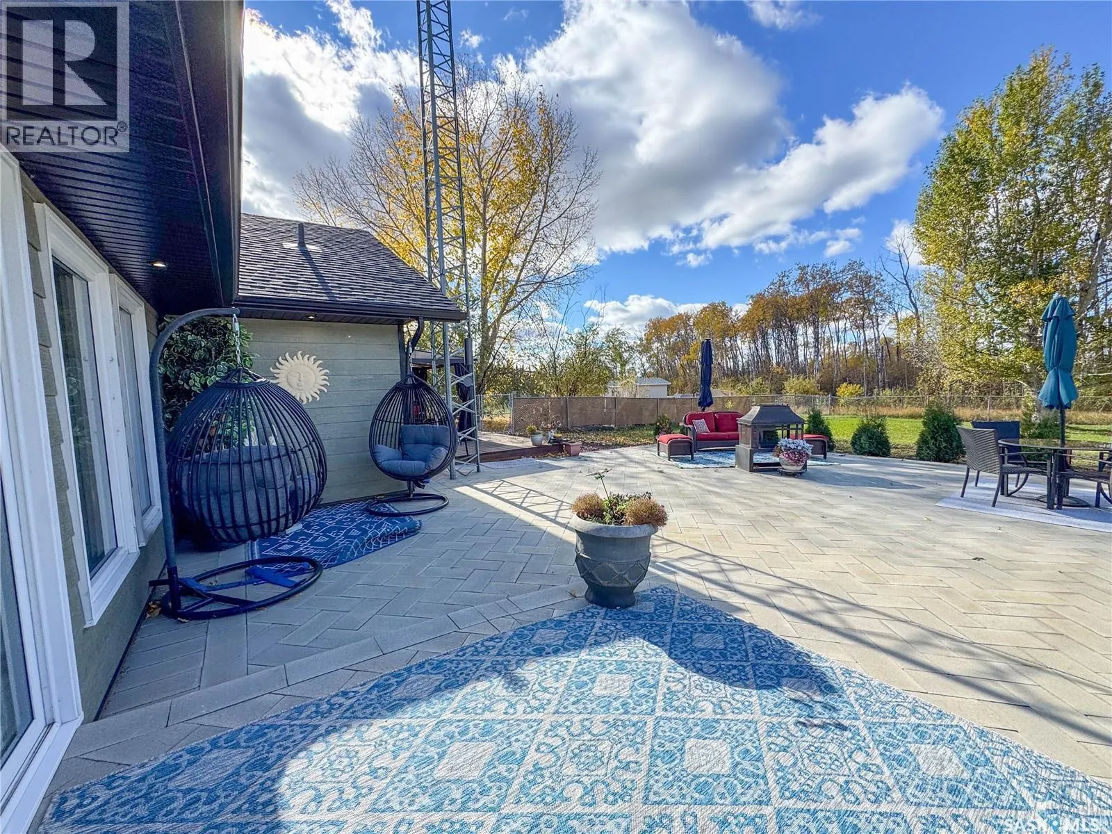 6111 Madden PLACE