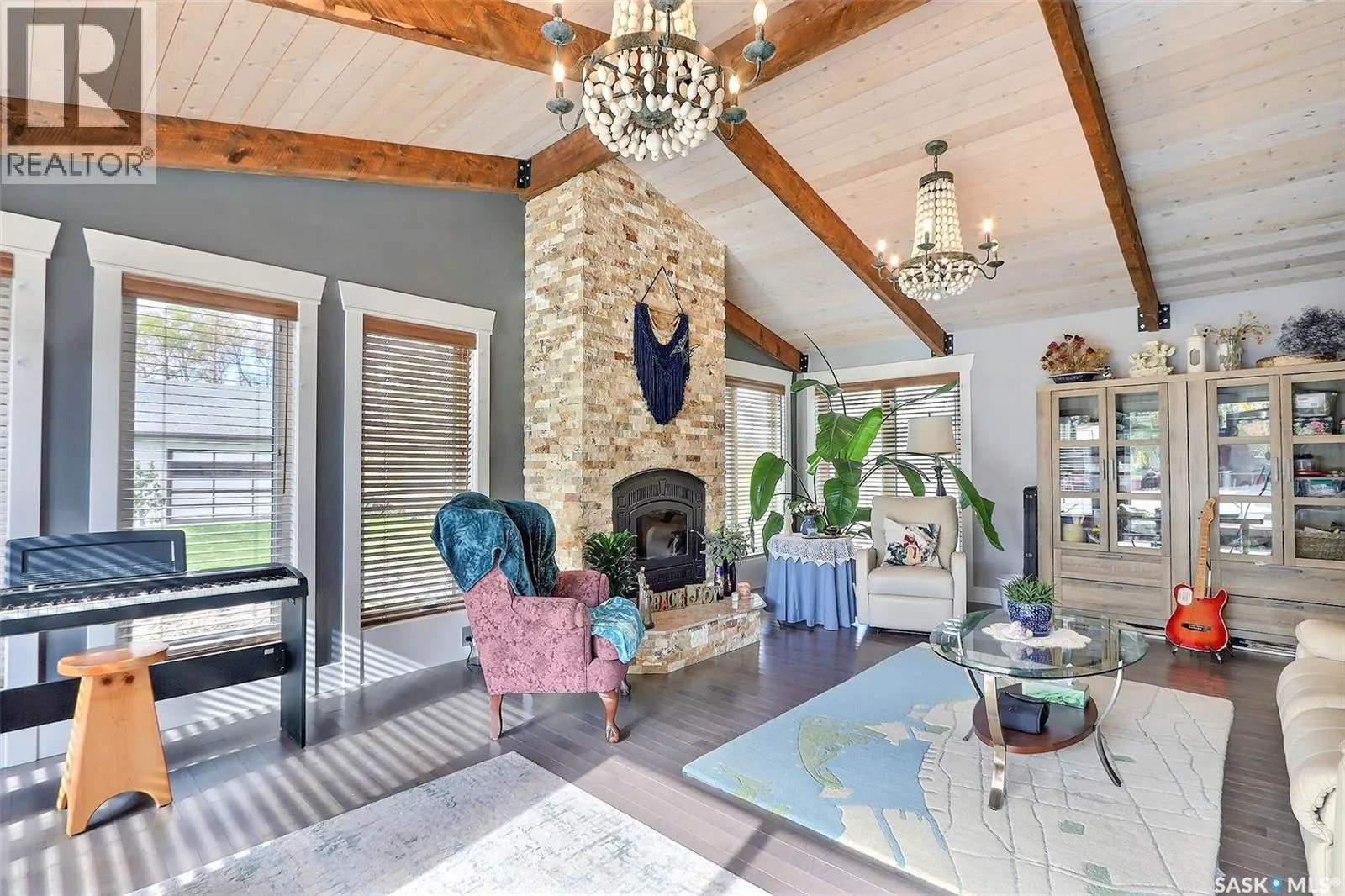 6111 Madden PLACE