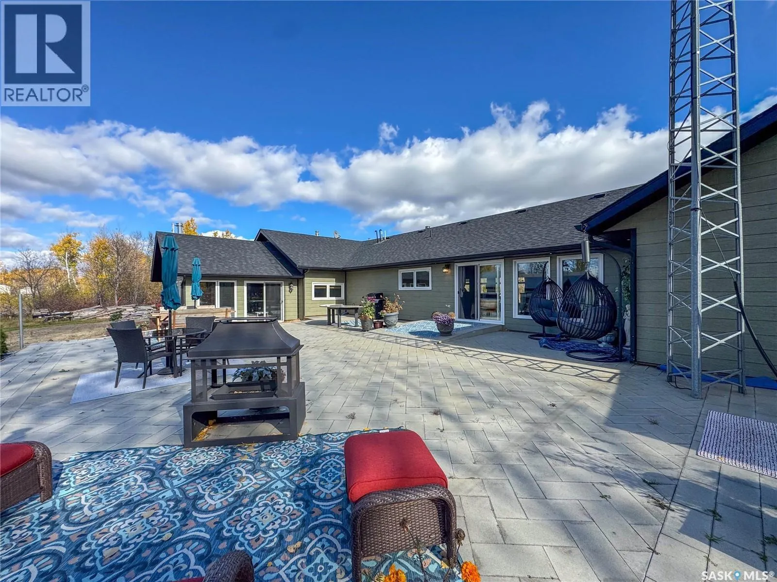 6111 Madden PLACE