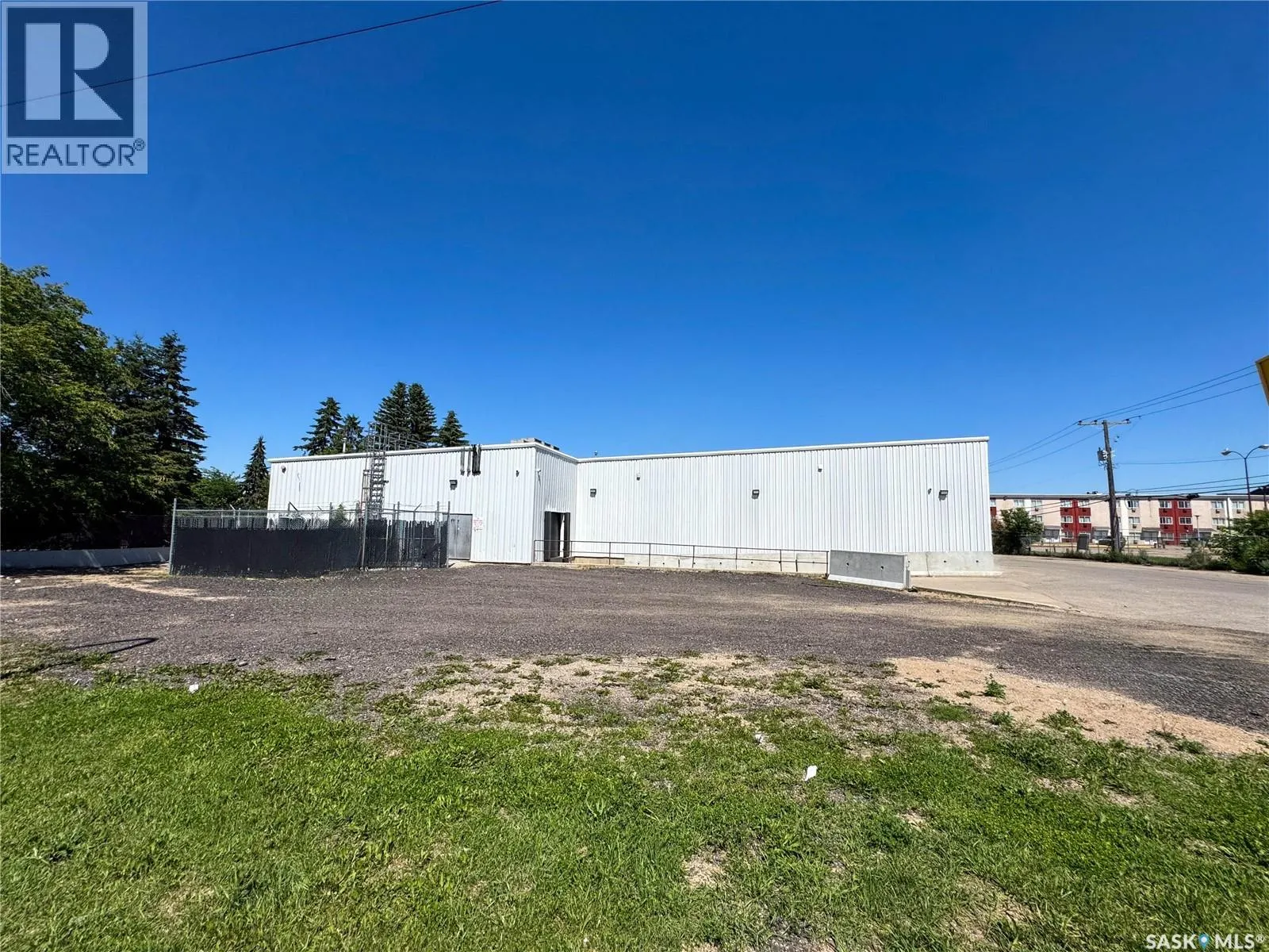 St W 267 32nd STREET W