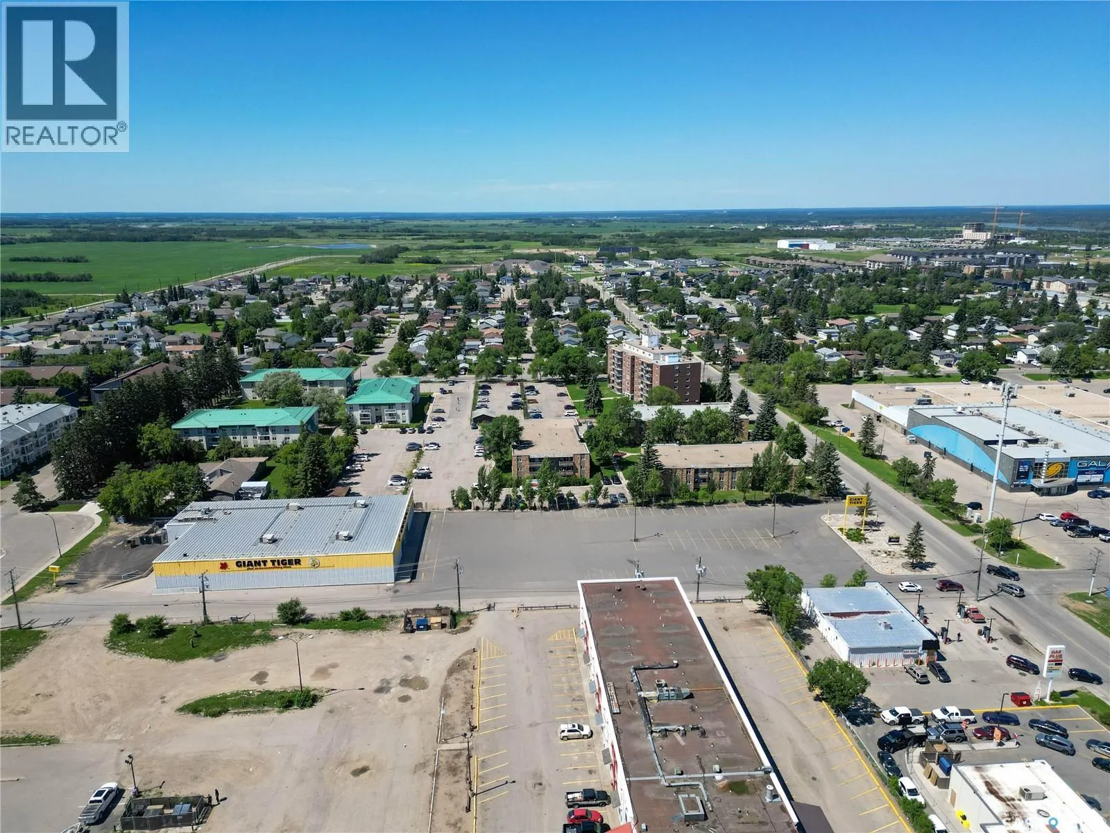 St W 267 32nd STREET W