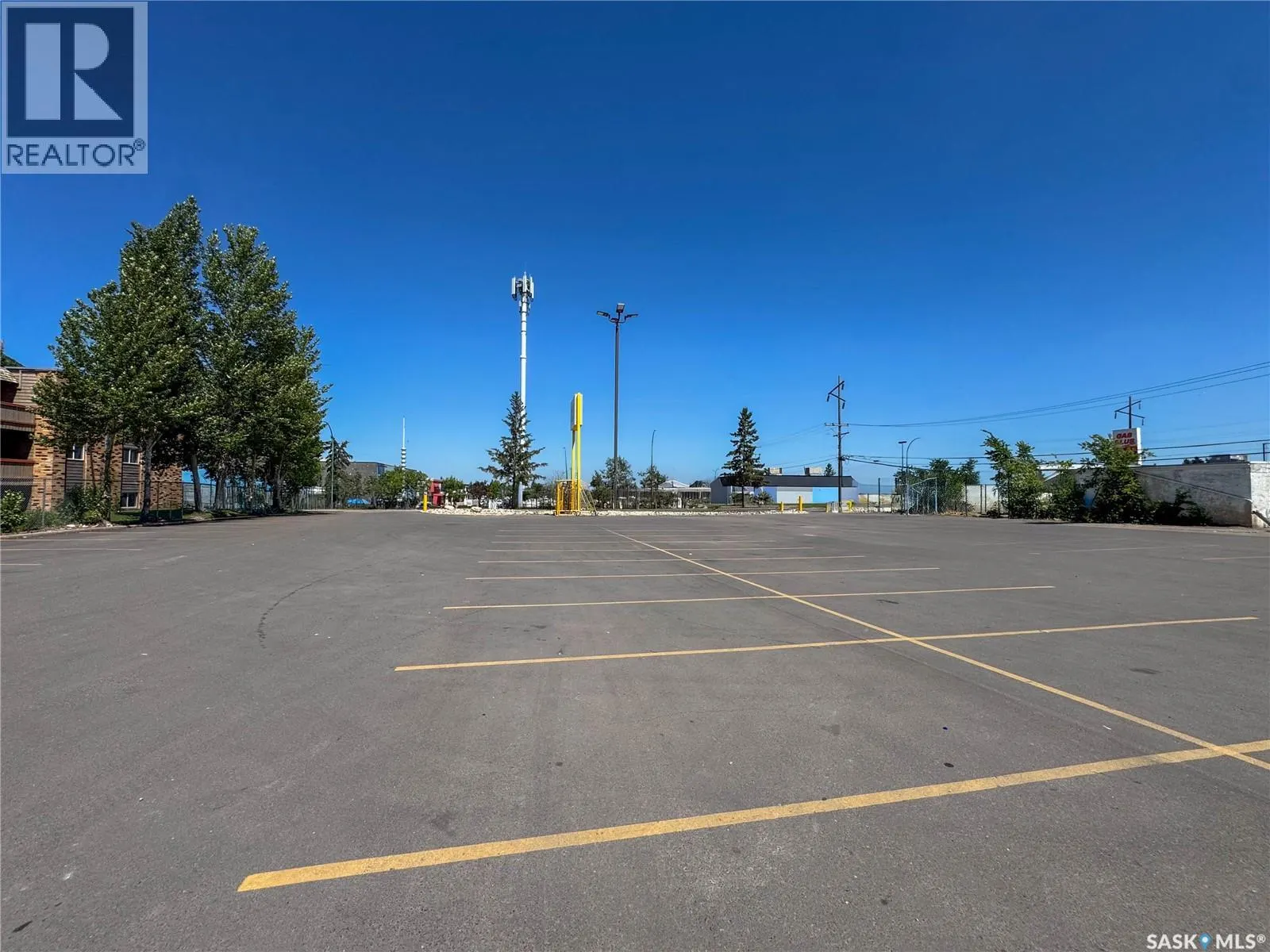 St W 267 32nd STREET W