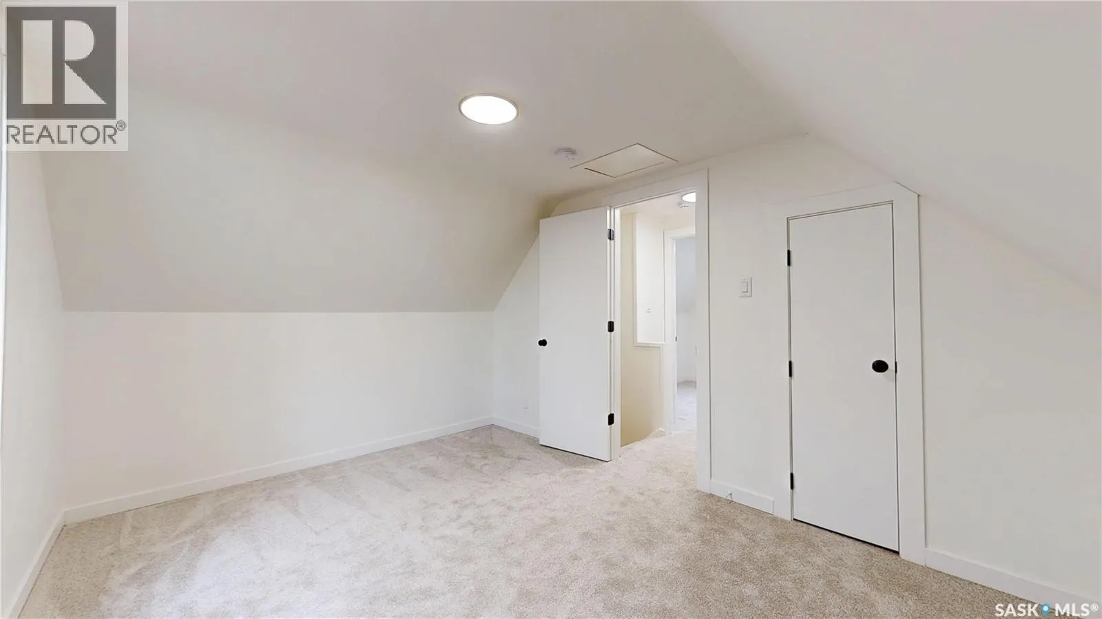 30 Cecil CRESCENT