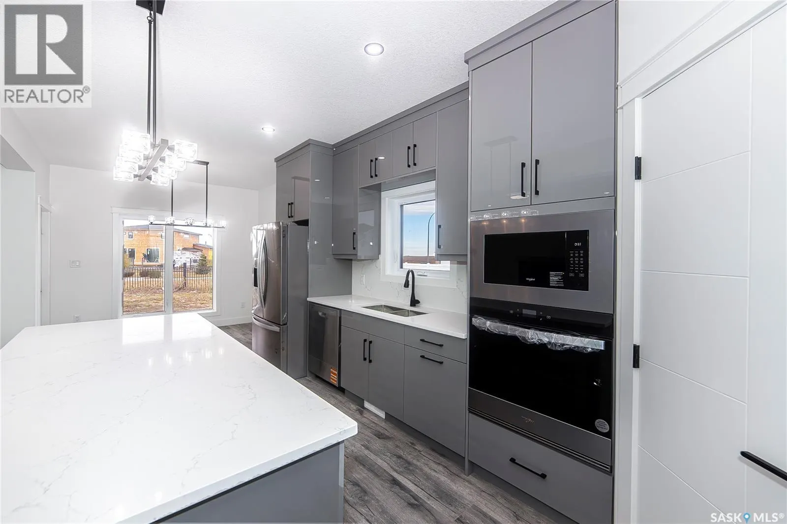 447 Woolf BEND