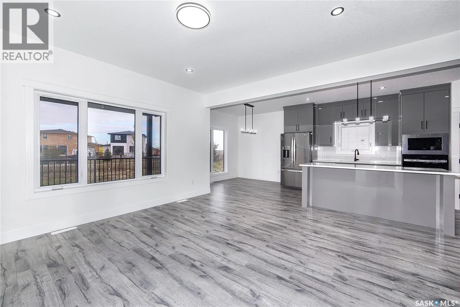 447 Woolf BEND