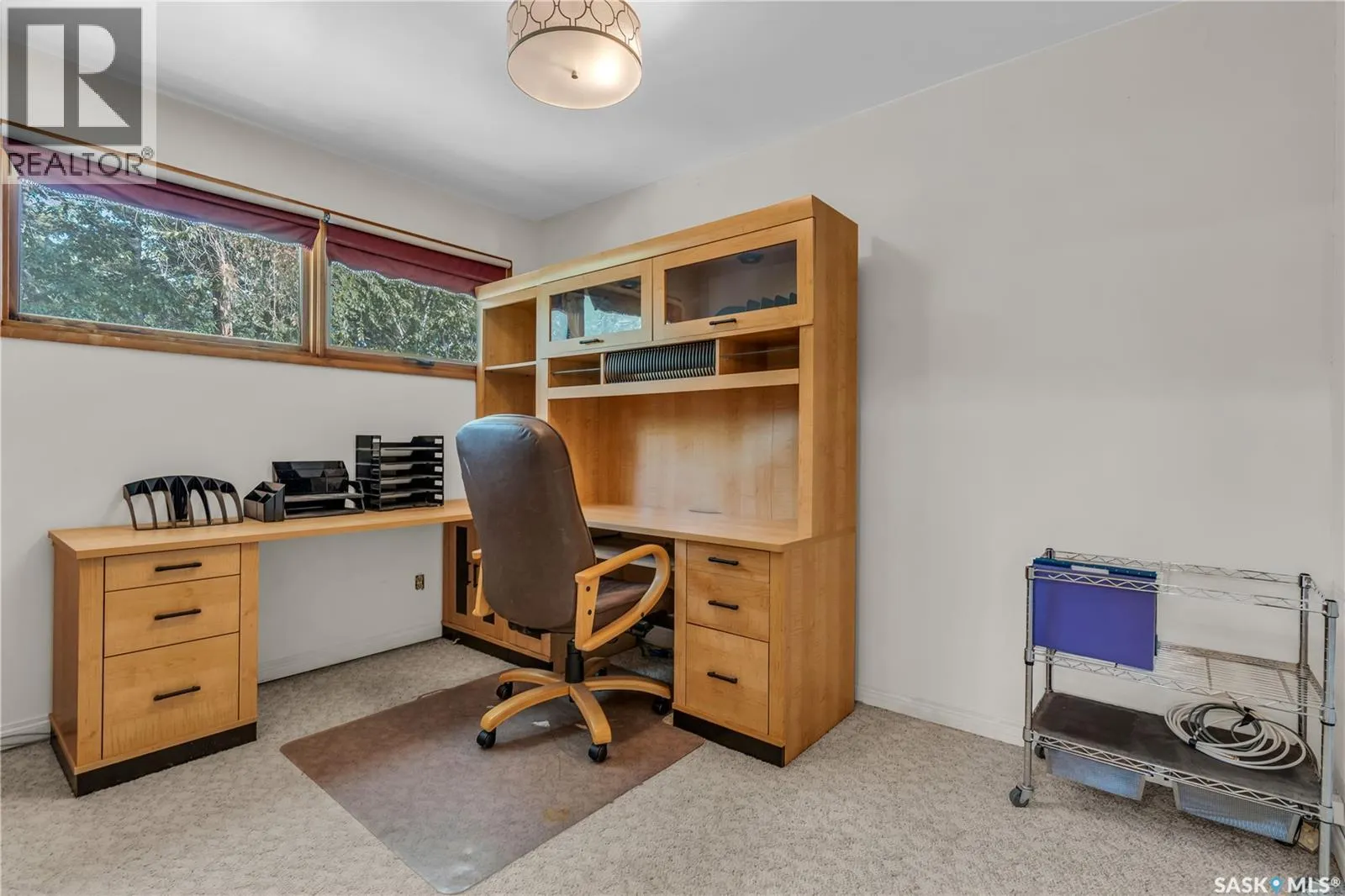 275 Logan CRESCENT