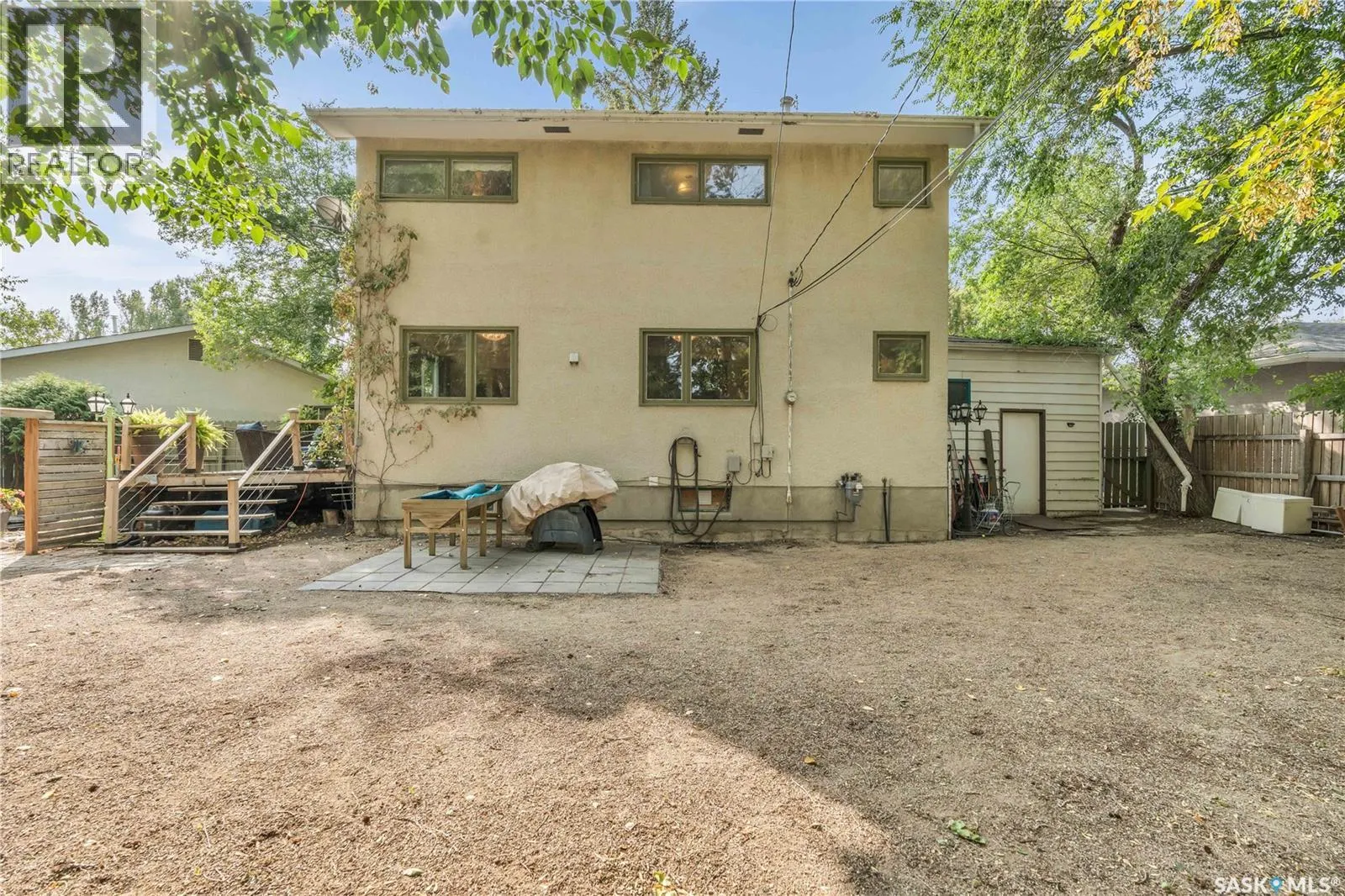 275 Logan CRESCENT
