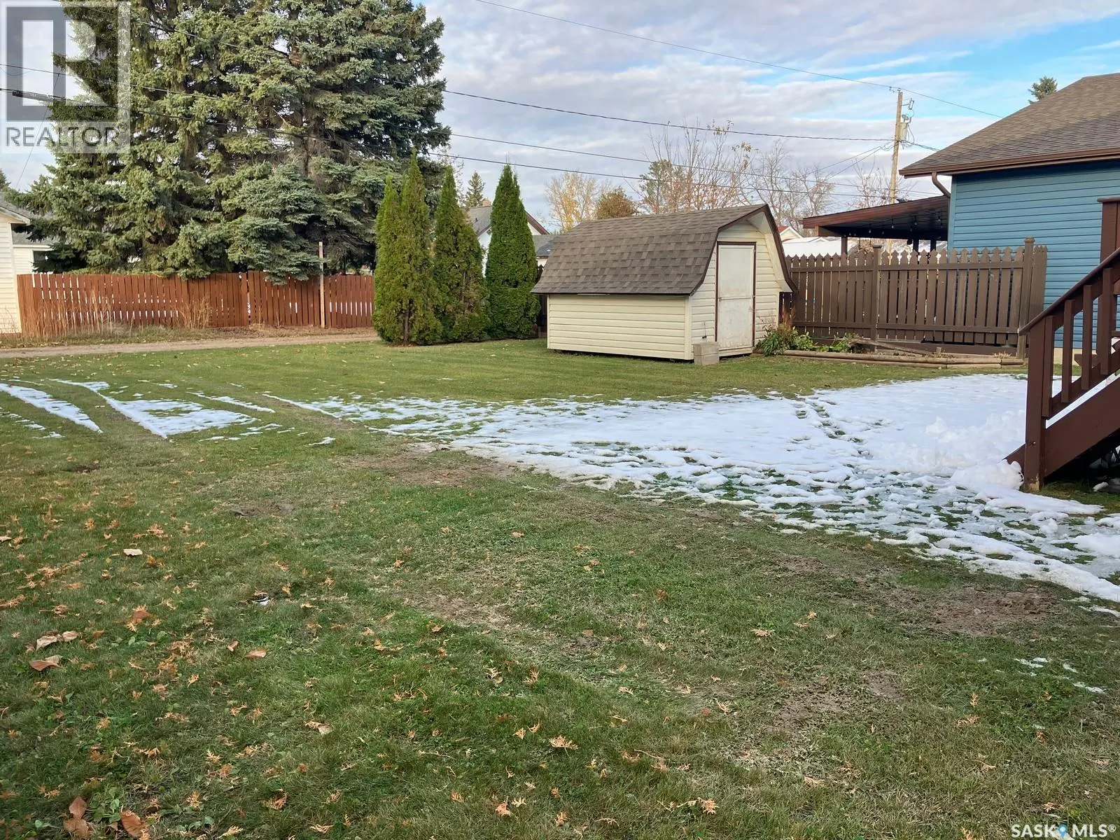 419 8th AVENUE W