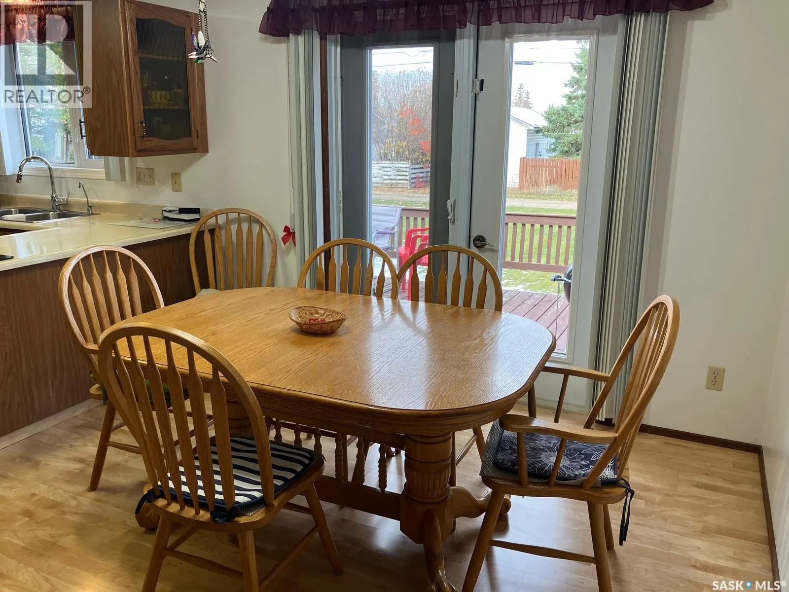 419 8th AVENUE W