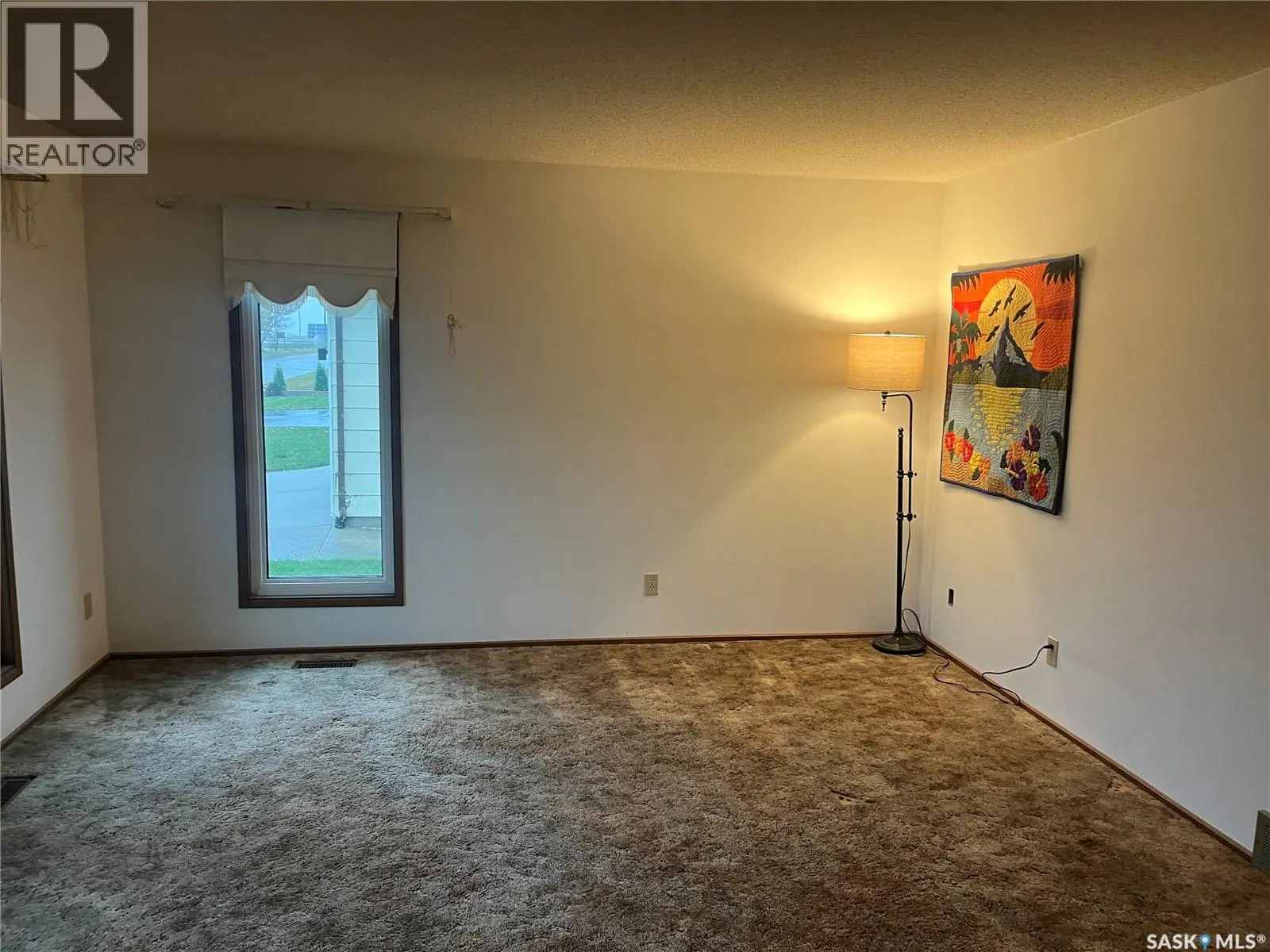 408 5th STREET W