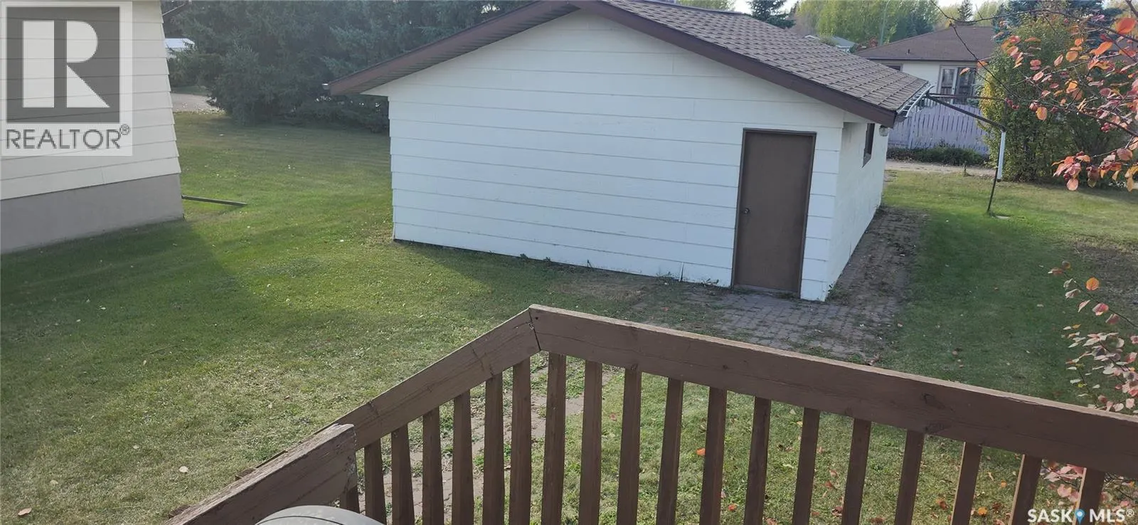 408 5th STREET W