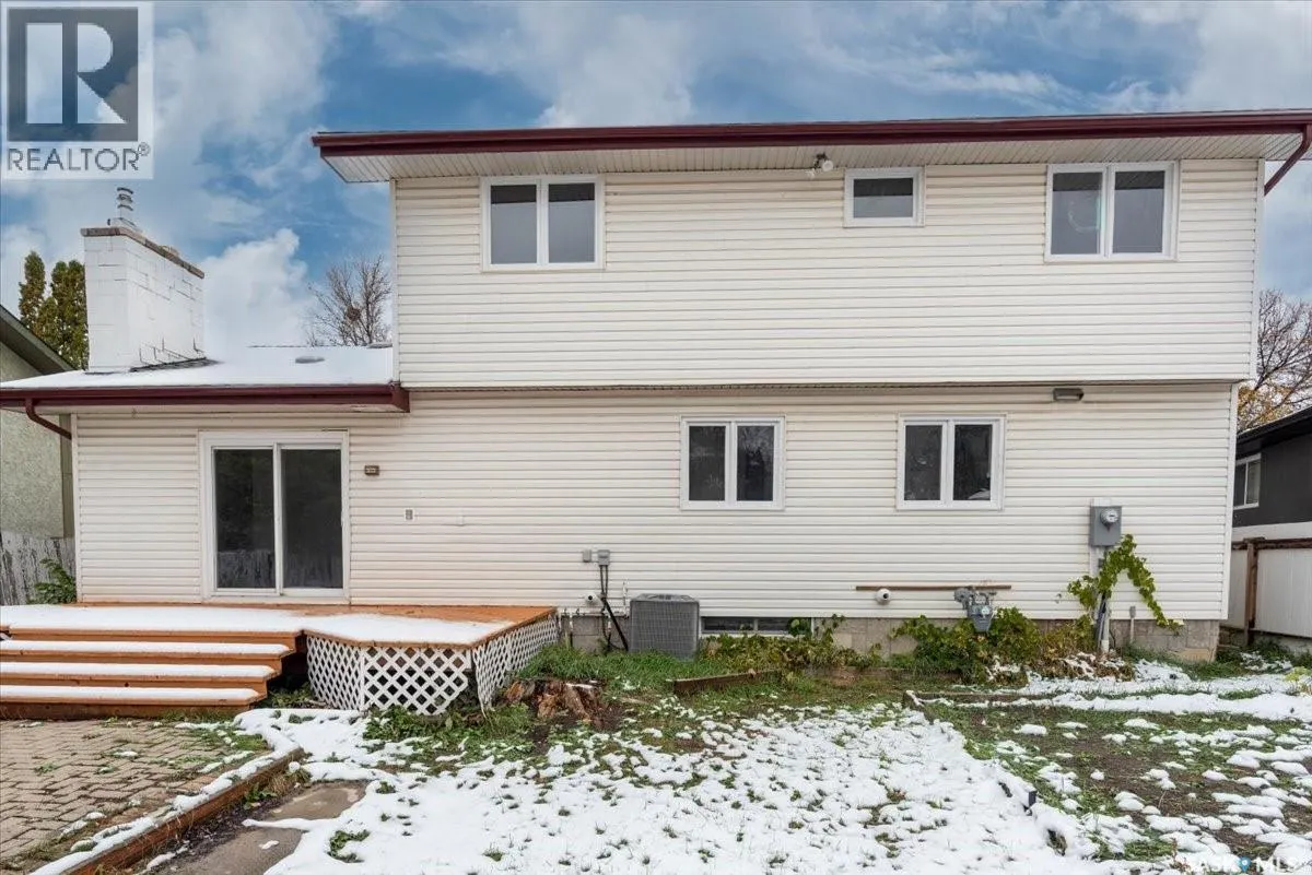 27 Melville AVENUE